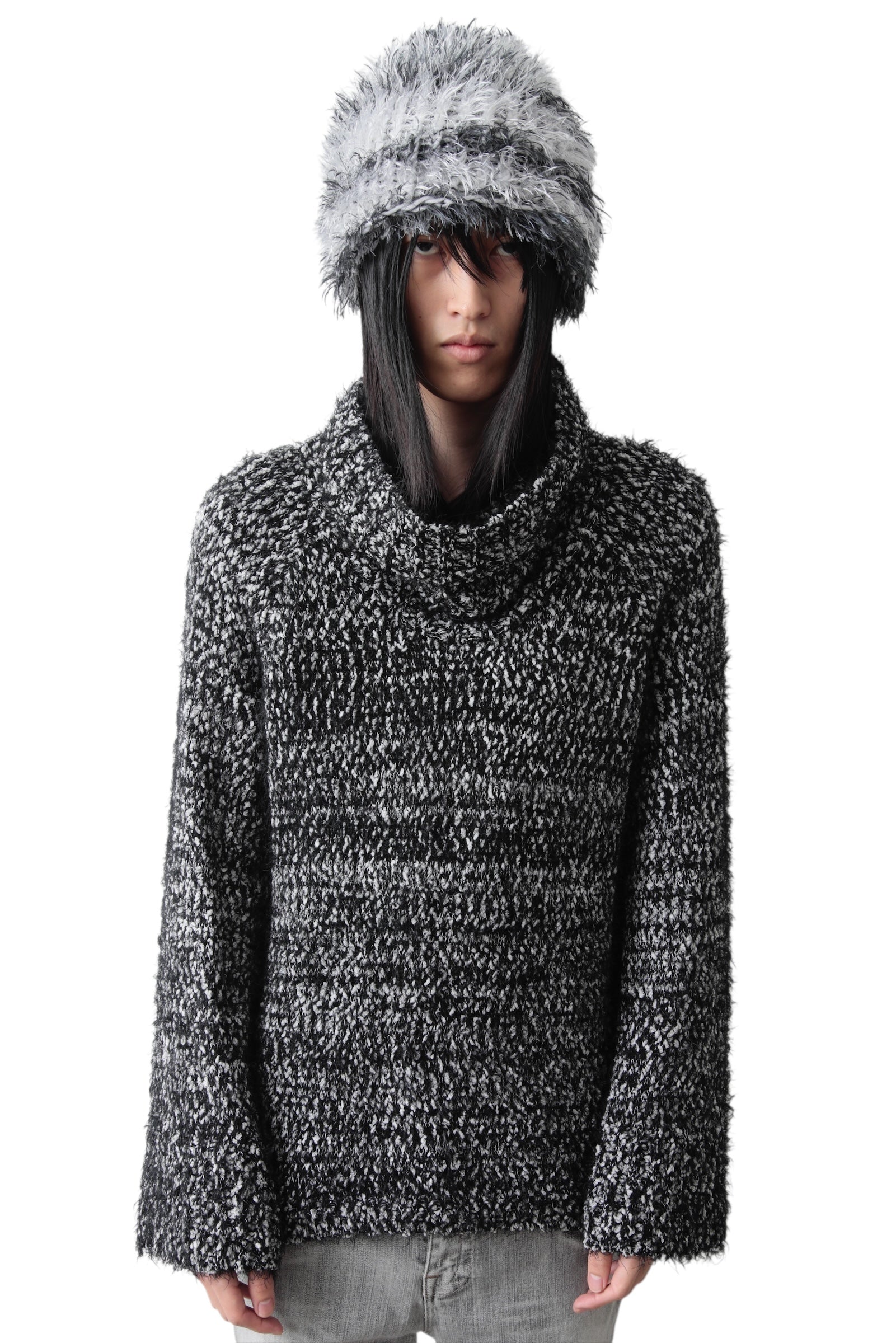 HIGH NECK SHAGGY SWEATER