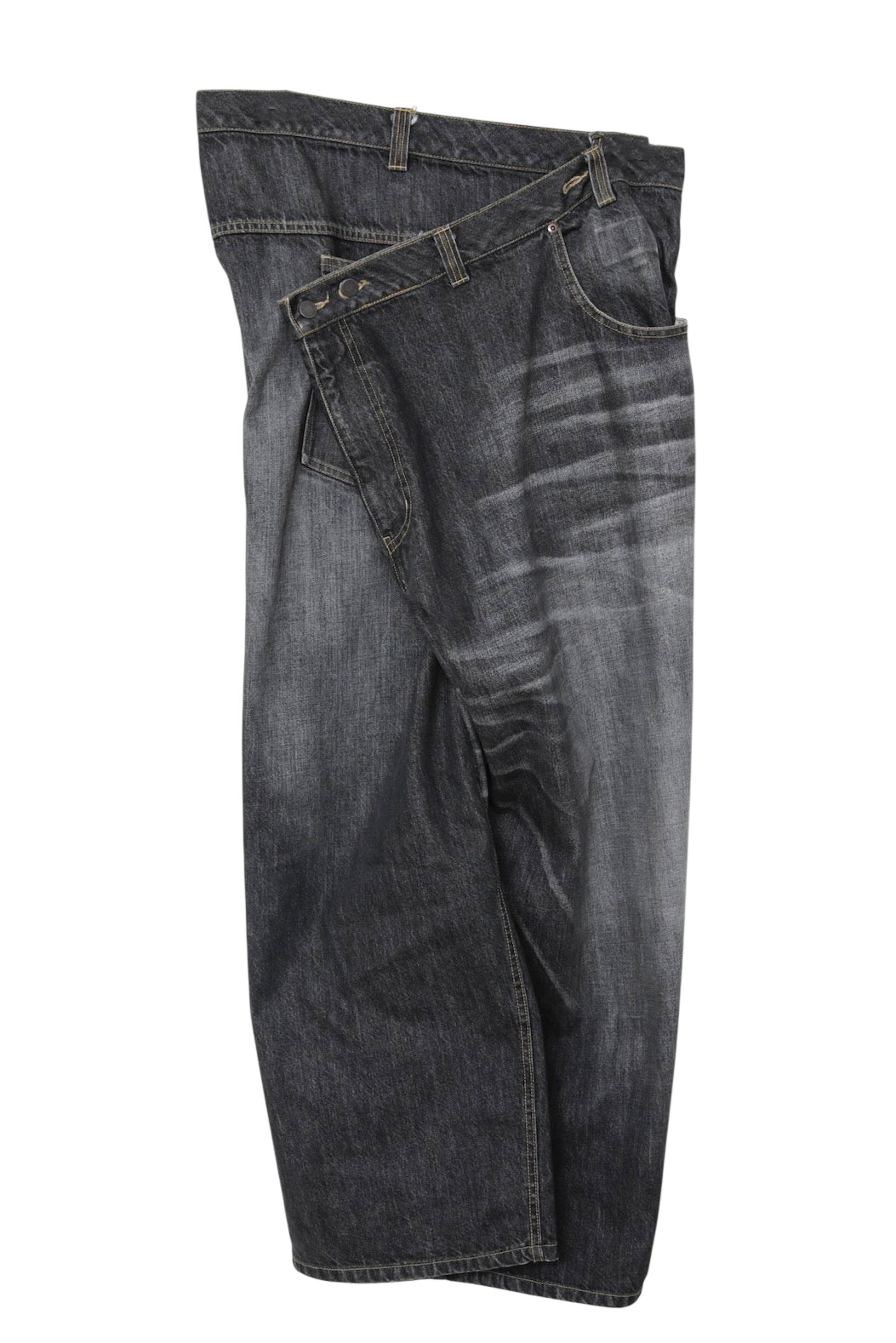 (Model photo) ORIMI OVERLAP BUGGY DENIM PANTS