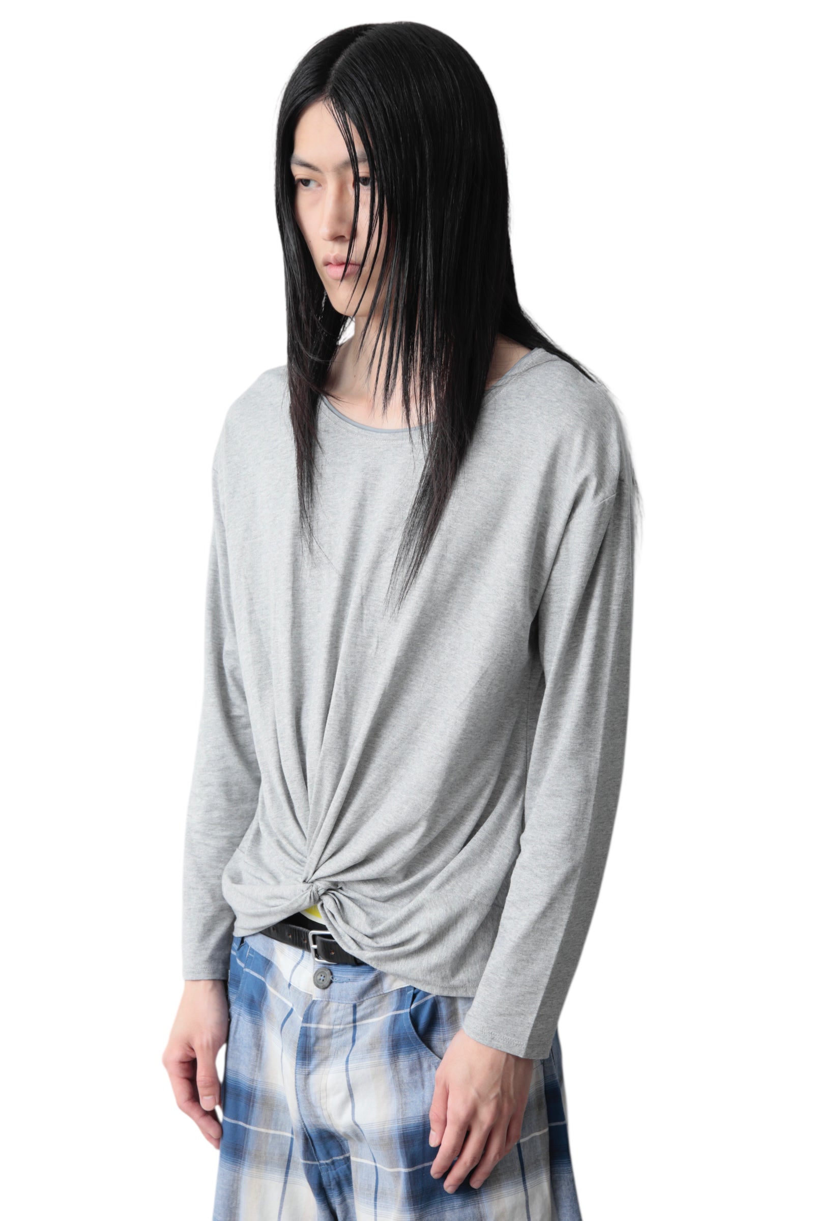 CENTER TWIST LONG SLEEVE T-SHIRT