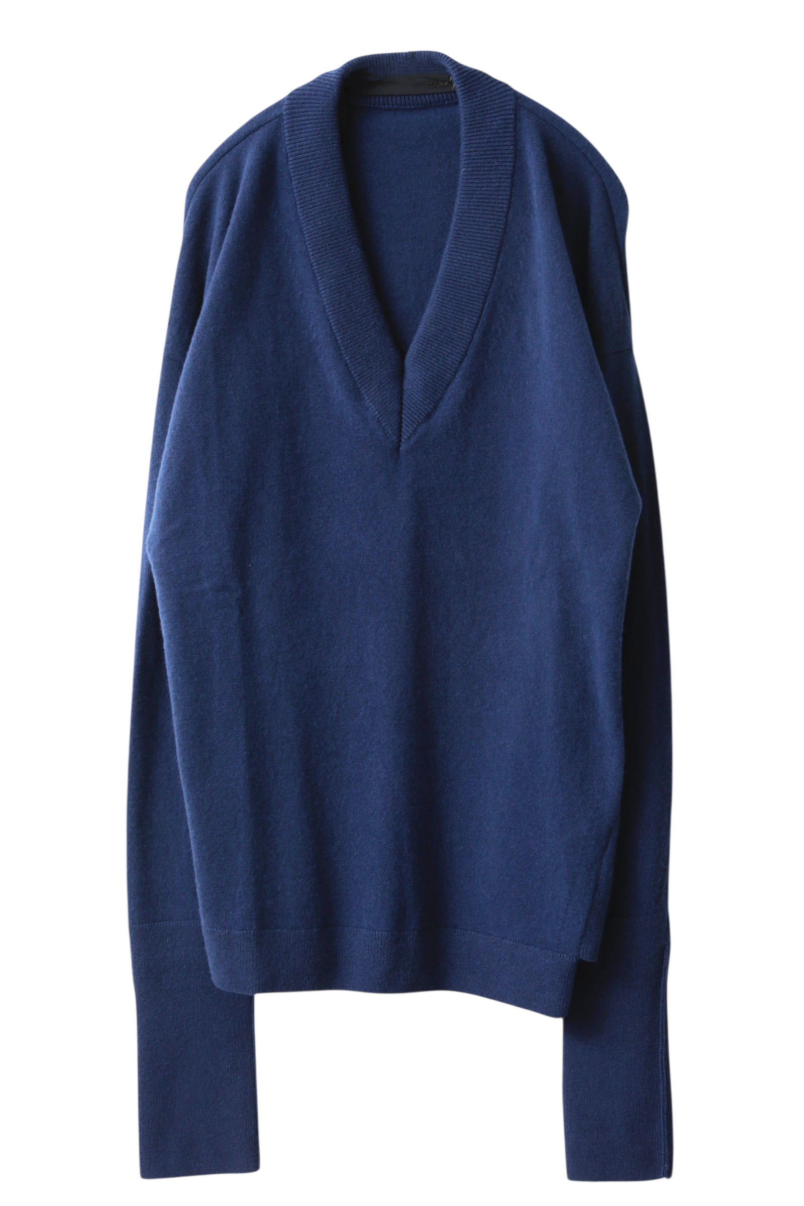 (Model photo) MARINA YEE V-NECK WOOL JUMPER