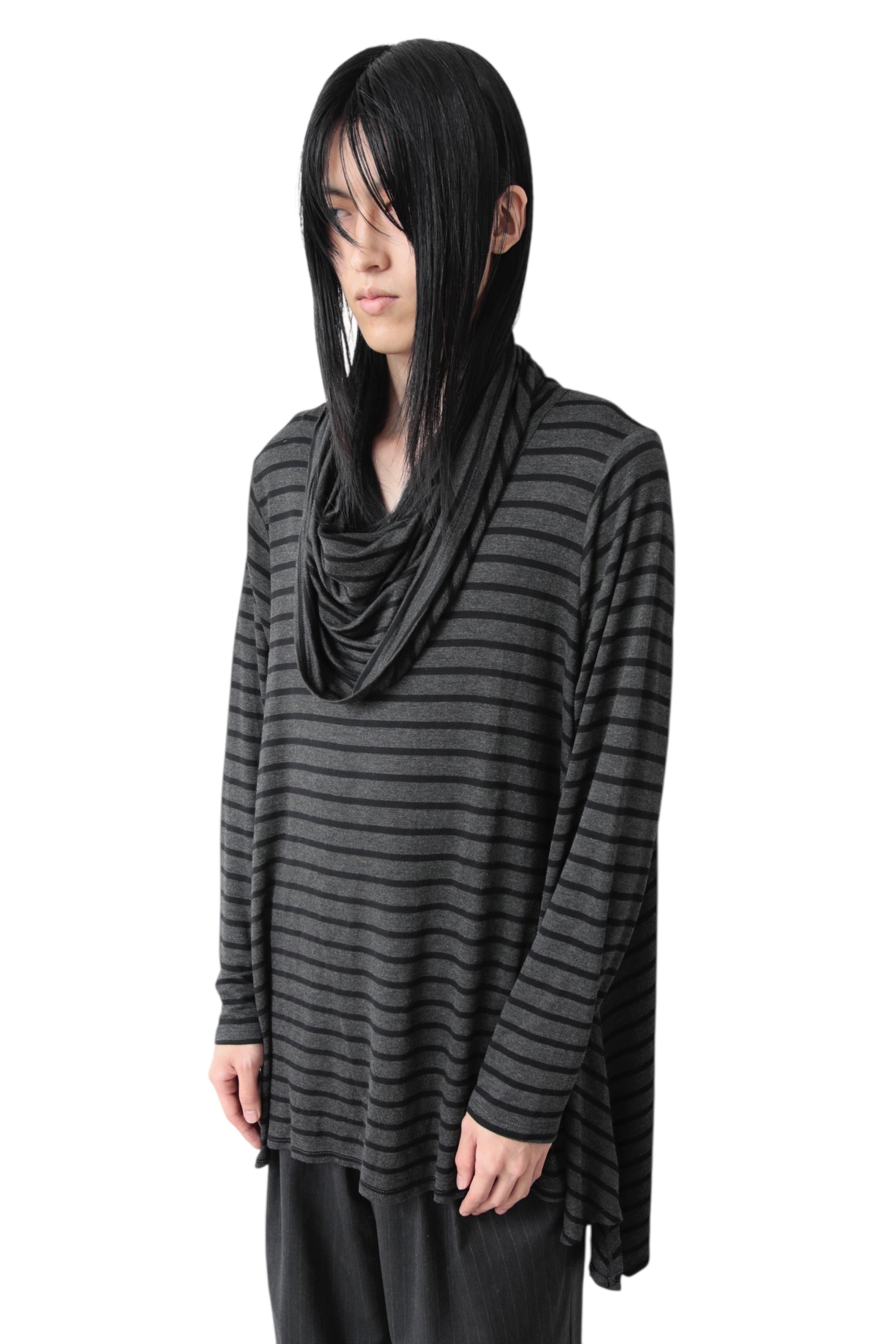 HOODED BORDER HIGH NECK TOP