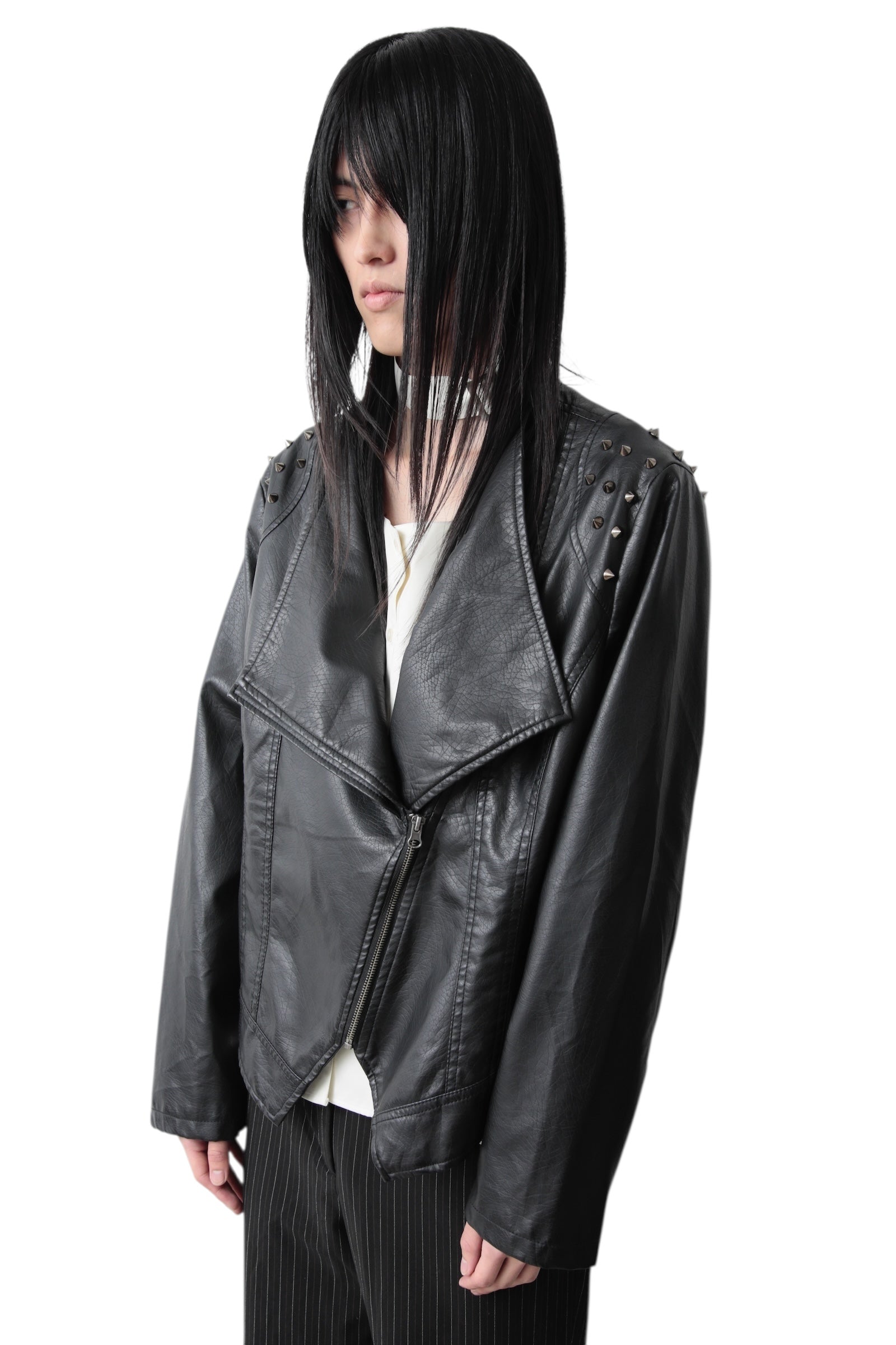 COLLARLESS SEMI DOUBLE LEATHER JACKET