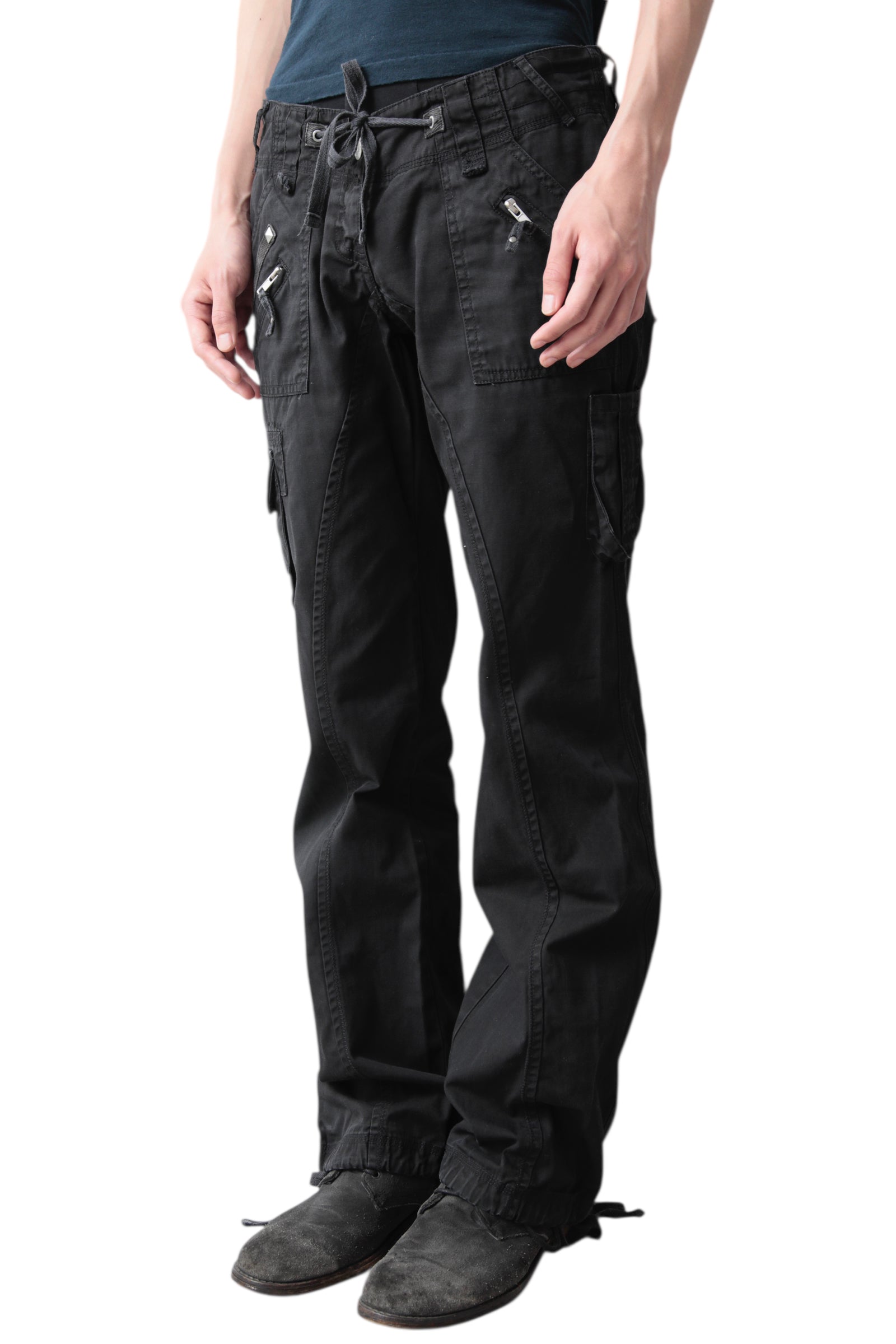 MULTI POCKET SLIM PANTS