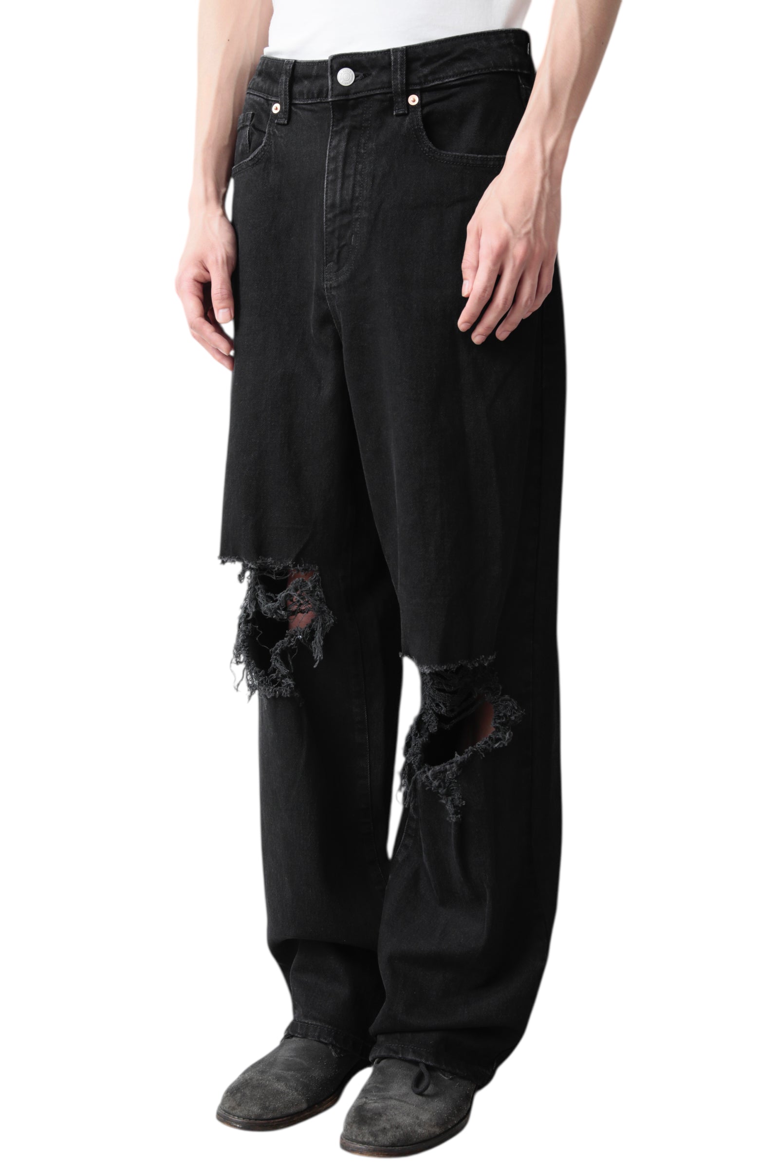 BLACK CRASHED DENIM PANTS