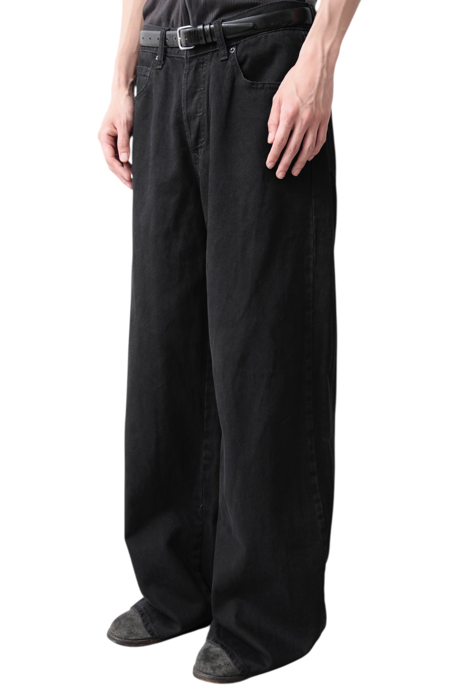 BLACK BAGGY DENIM PANTS