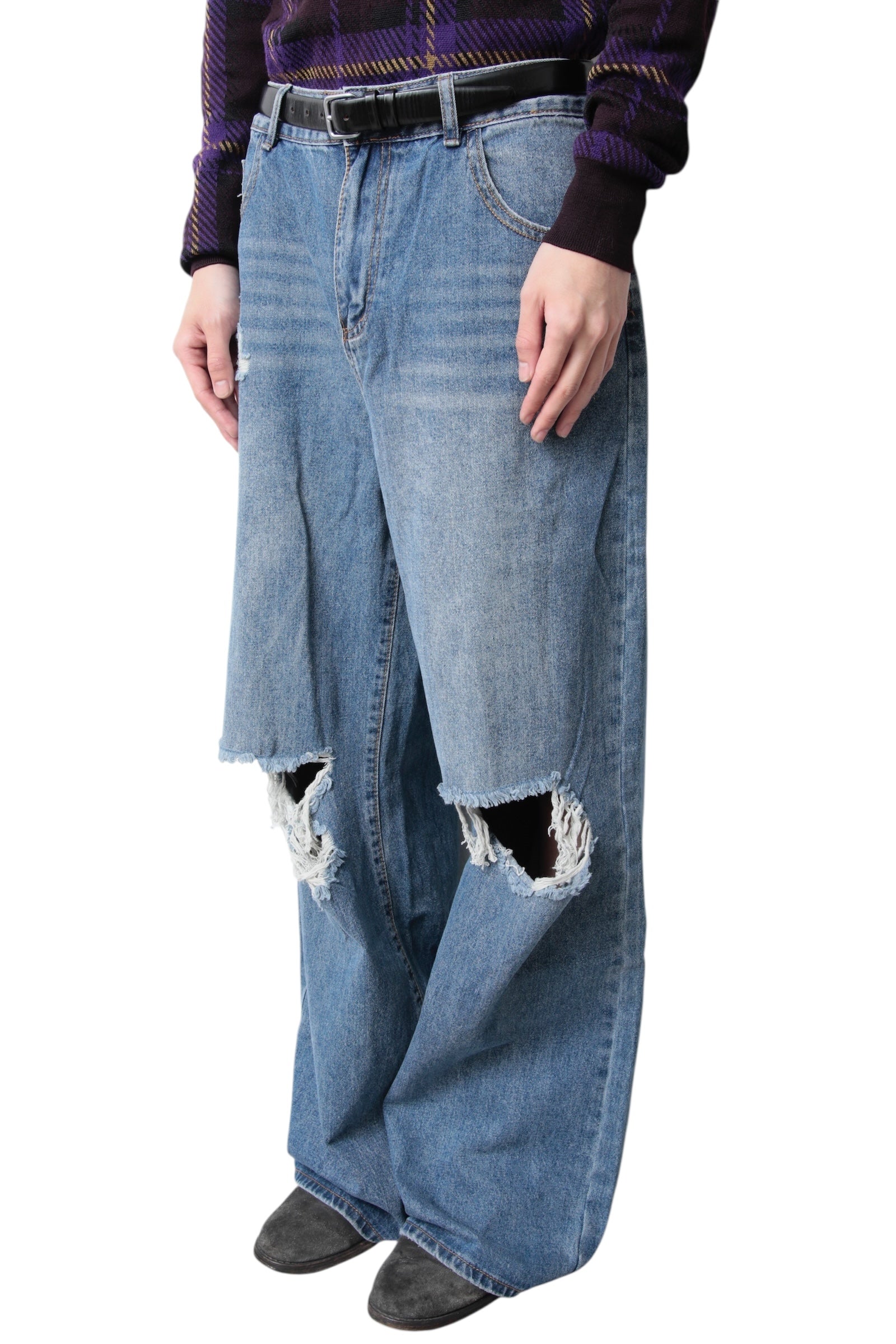 CRASHED BAGGY DENIM PANTS