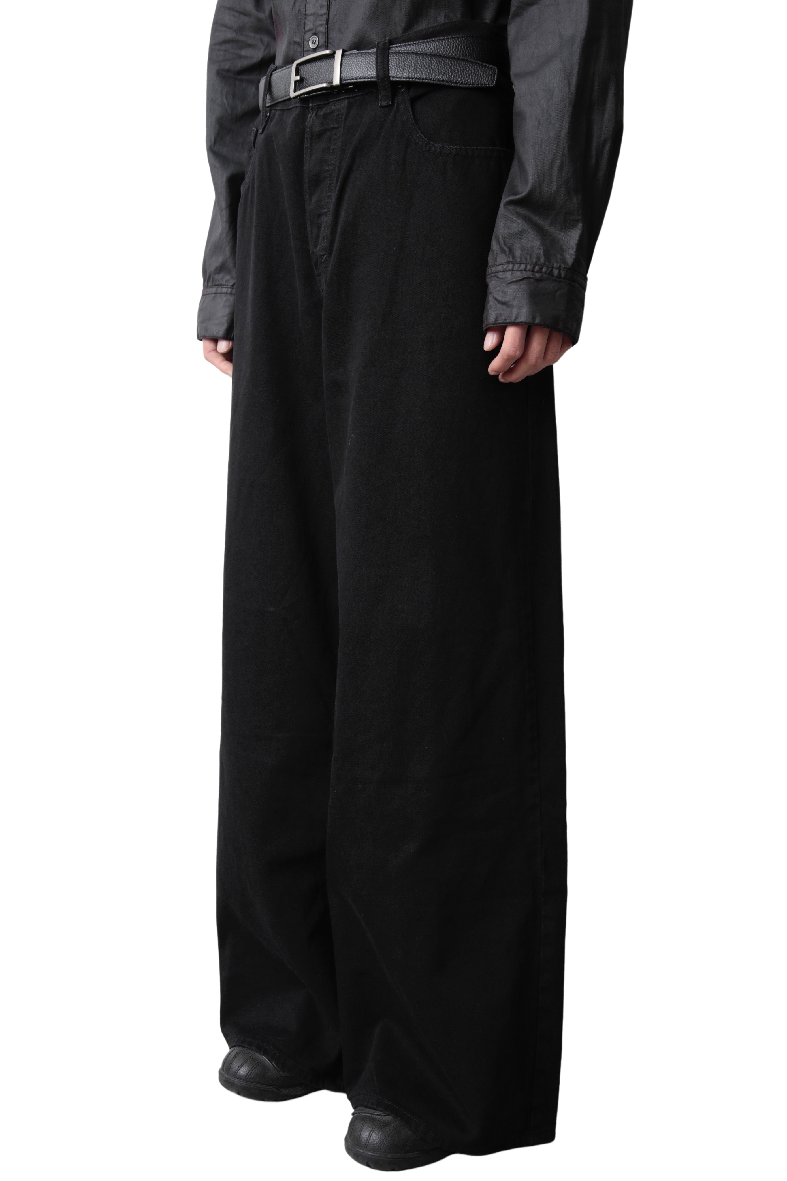 BLACK BAGGY DENIM PANTS