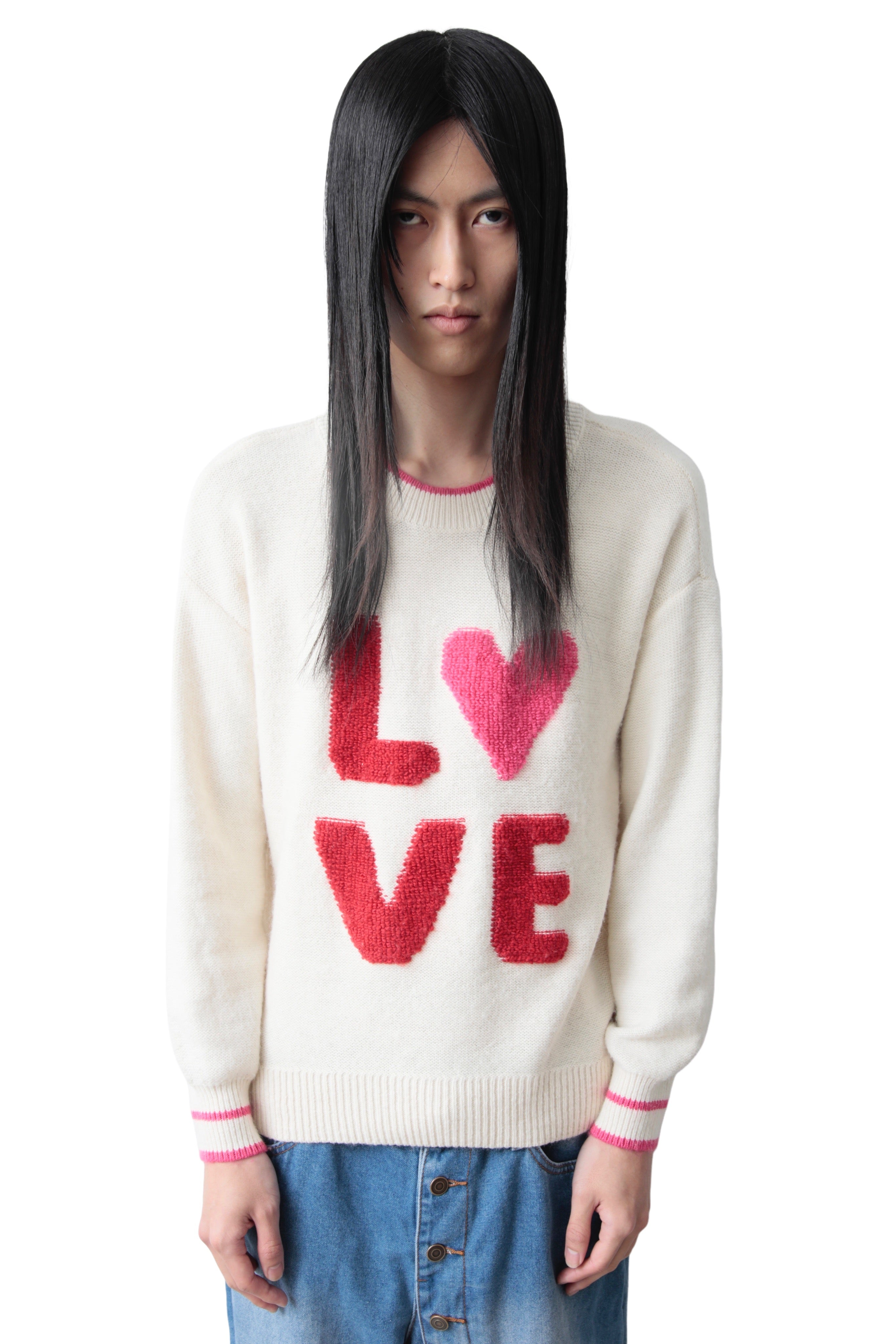 "LOVE" LETTERING SWEATER