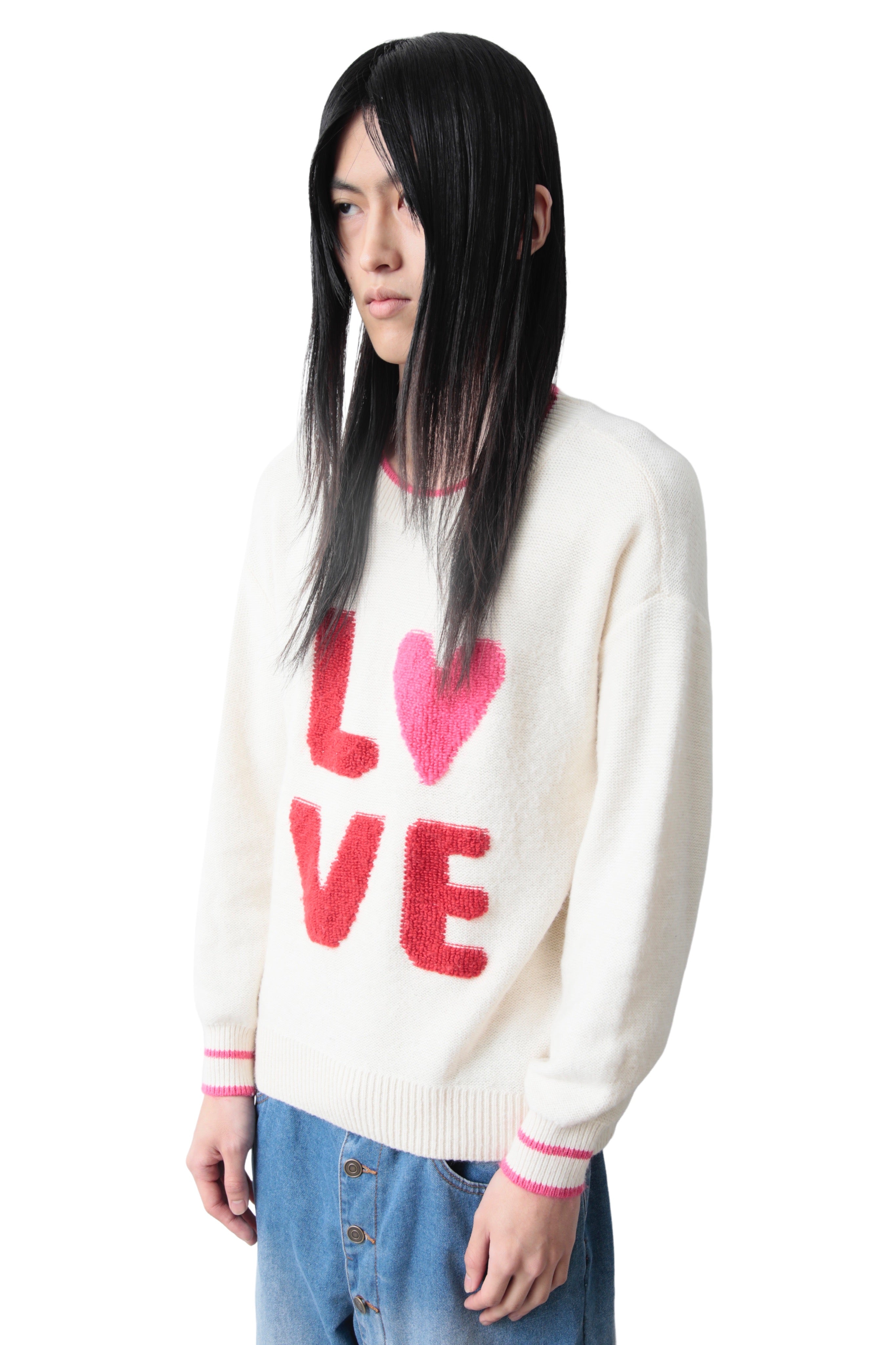 "LOVE" LETTERING SWEATER