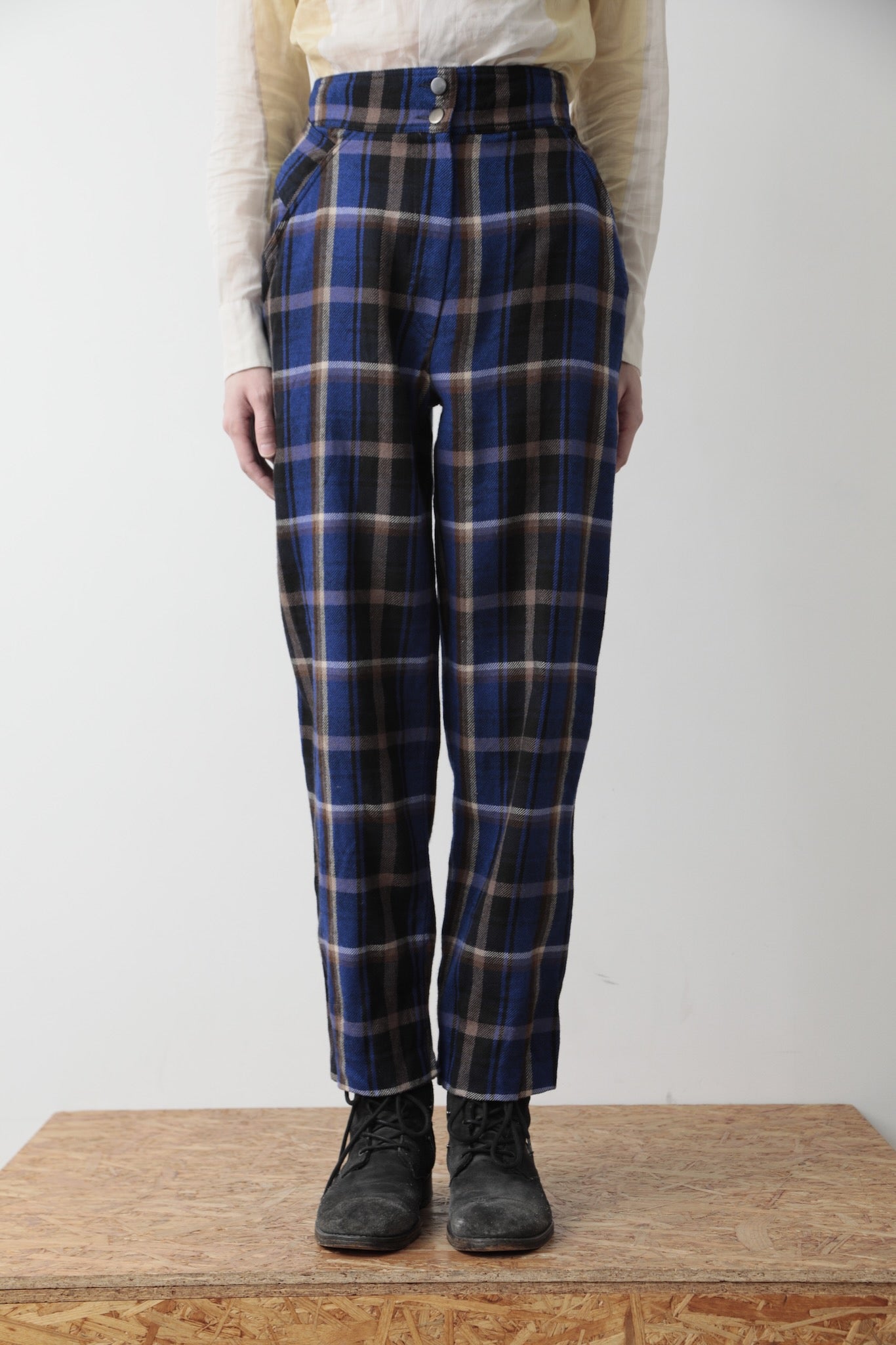 BELTED CHECK WOOL PANTS