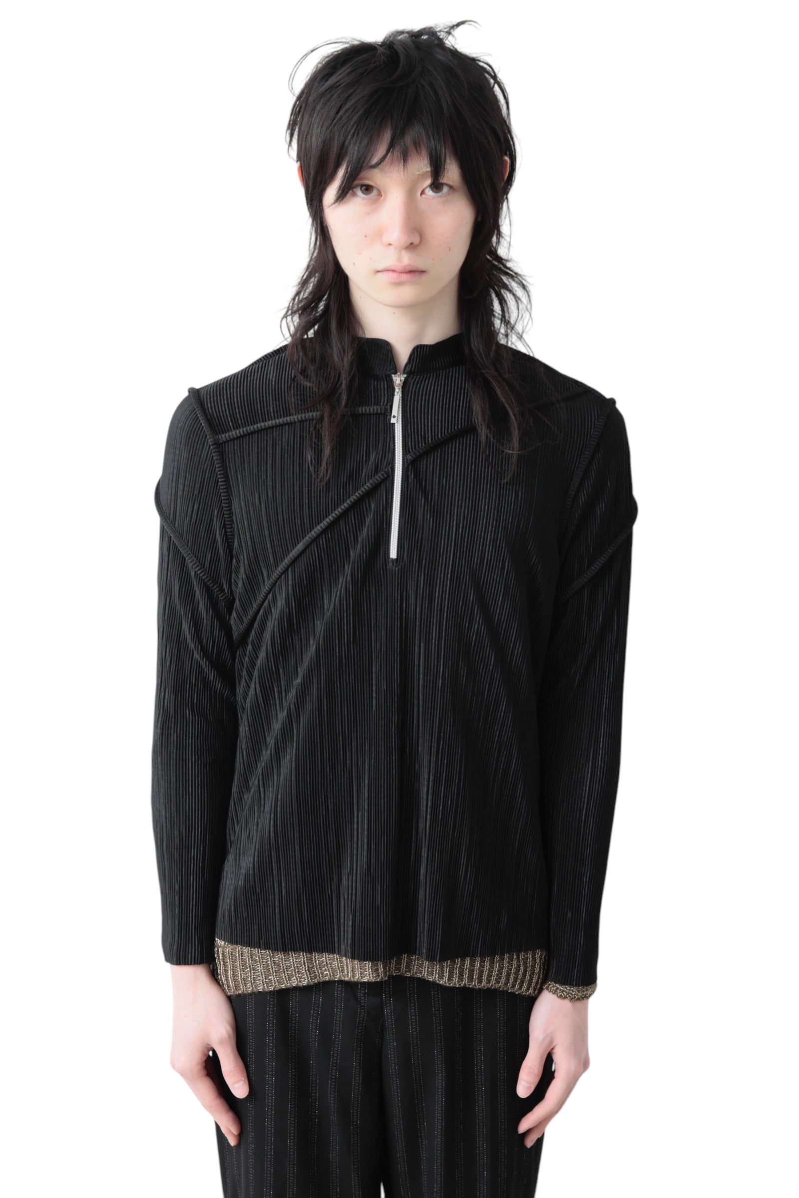 HALF ZIP PLEATS TOP