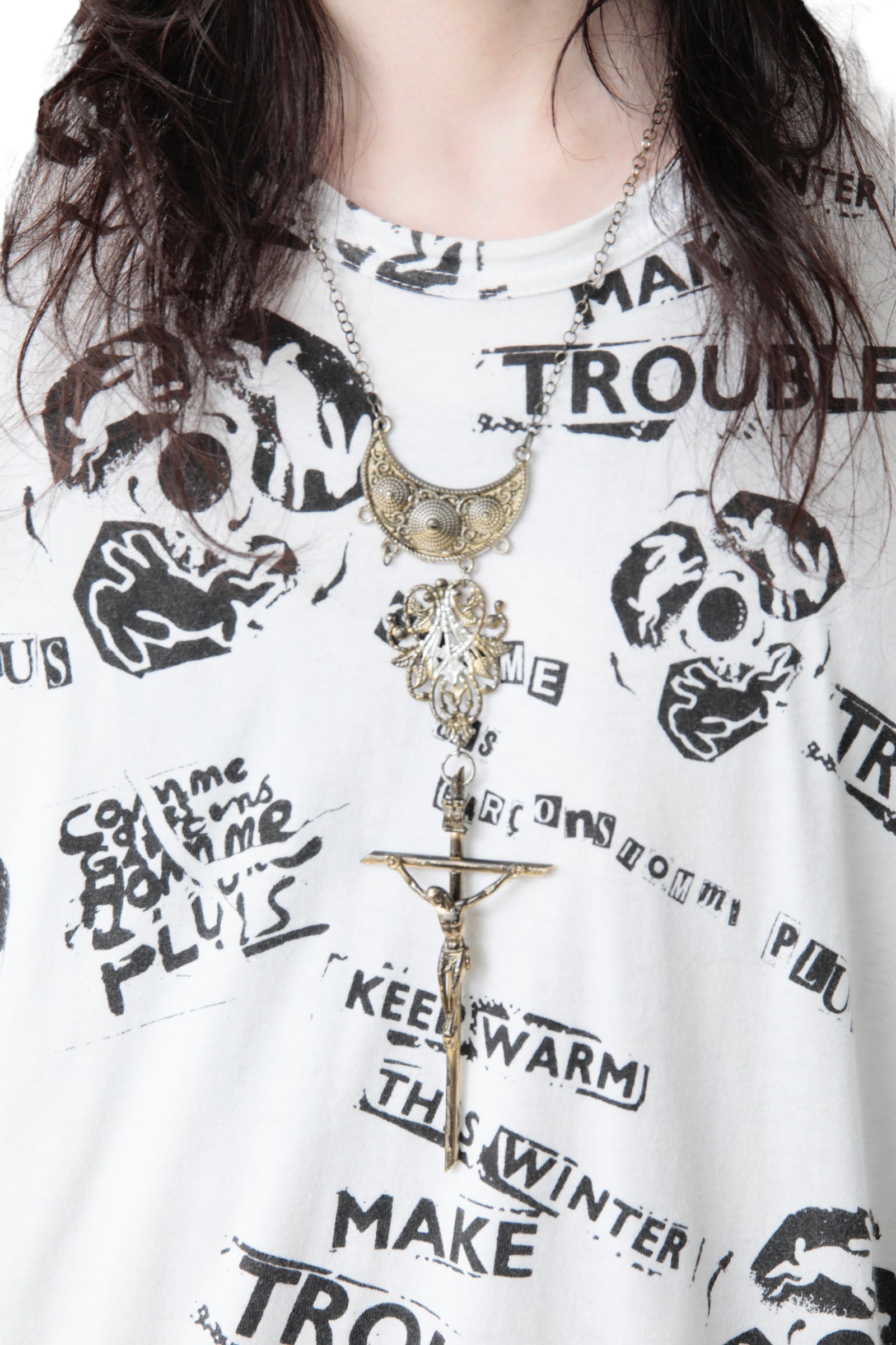 CRUCIFIX ROSARY NECKLACE