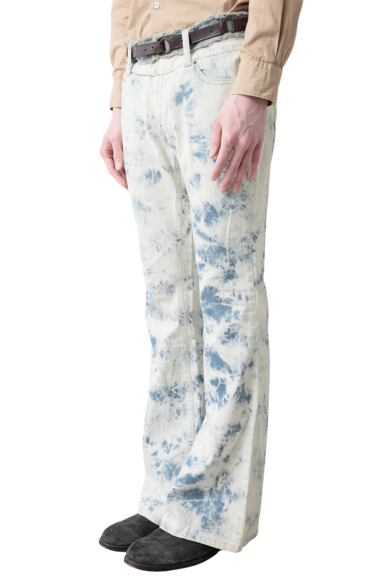 BLEACHED FLARE DENIM PANTS
