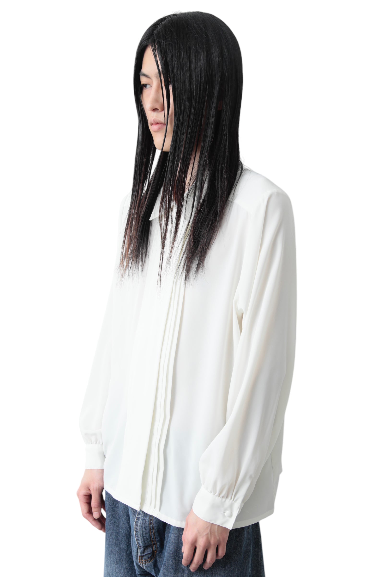 EMBROIDERY PLEATS SHIRT