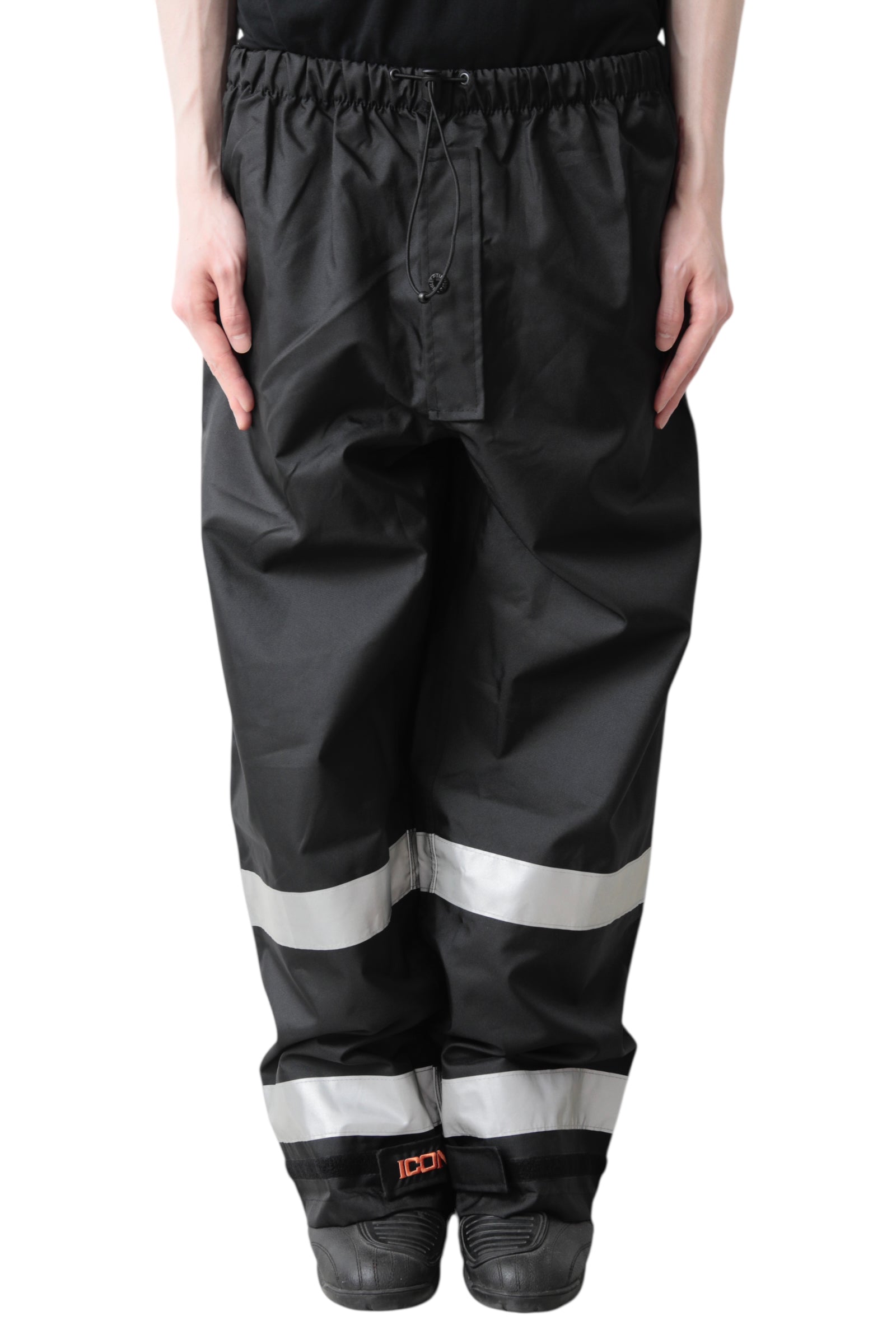 REFLECTIVE BORDER BAGGY NYLON PANTS
