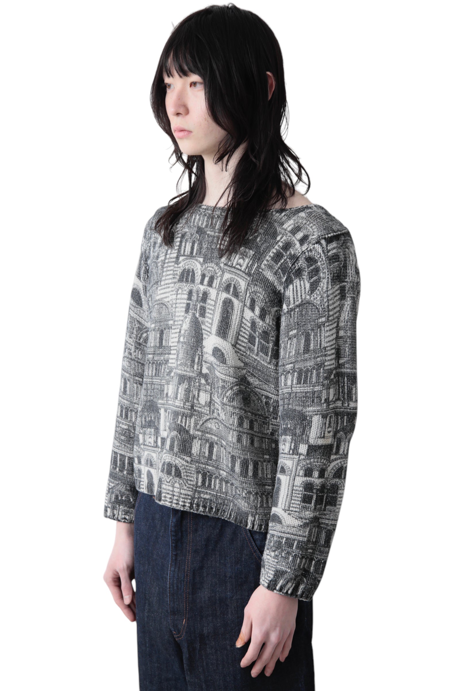 CITY GRAPHIC SWEATER