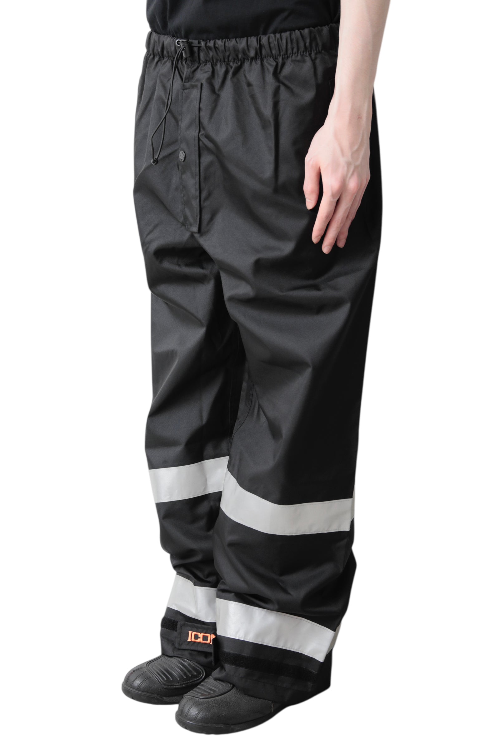 REFLECTIVE BORDER BAGGY NYLON PANTS