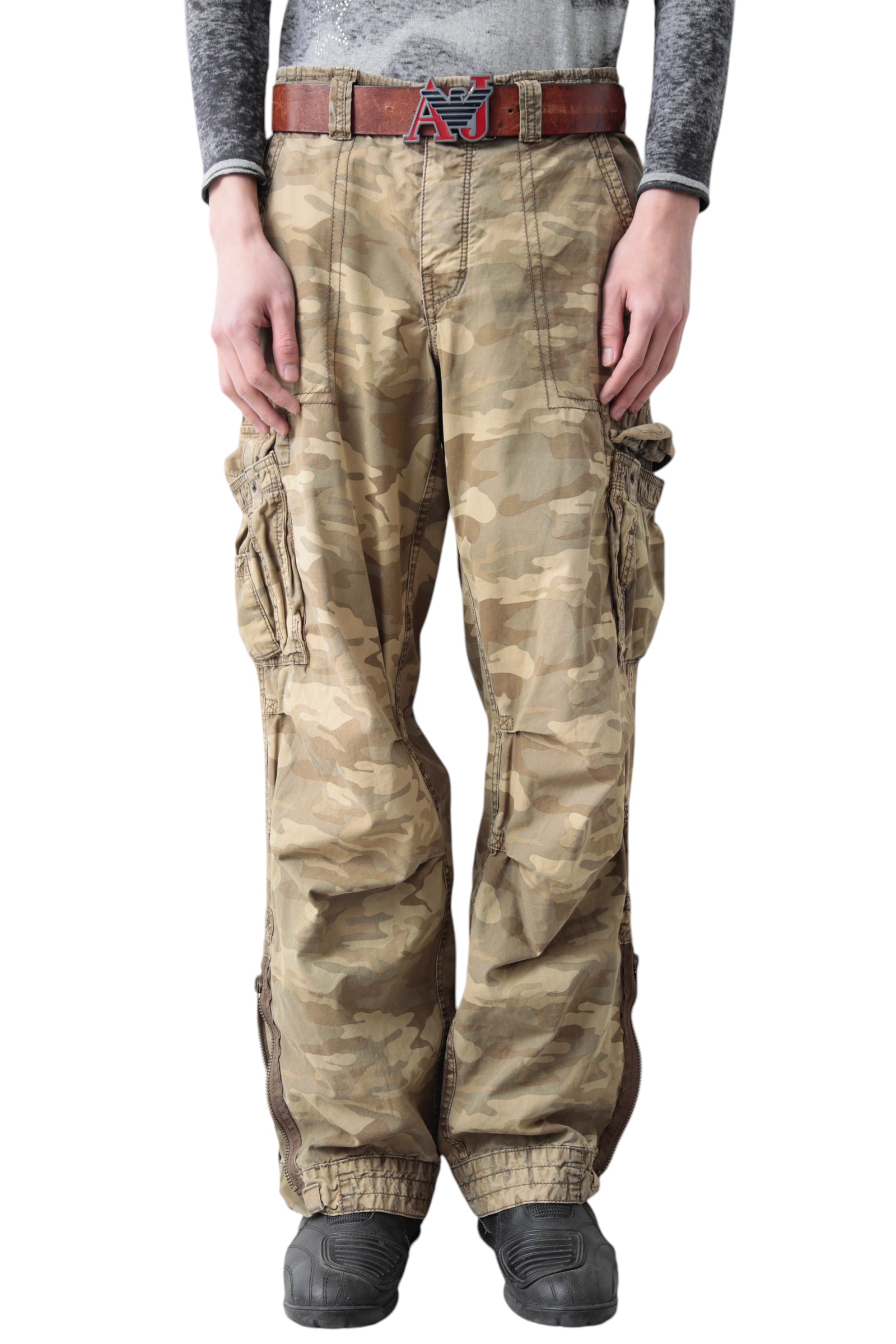 SAND CAMO CARGO PANTS