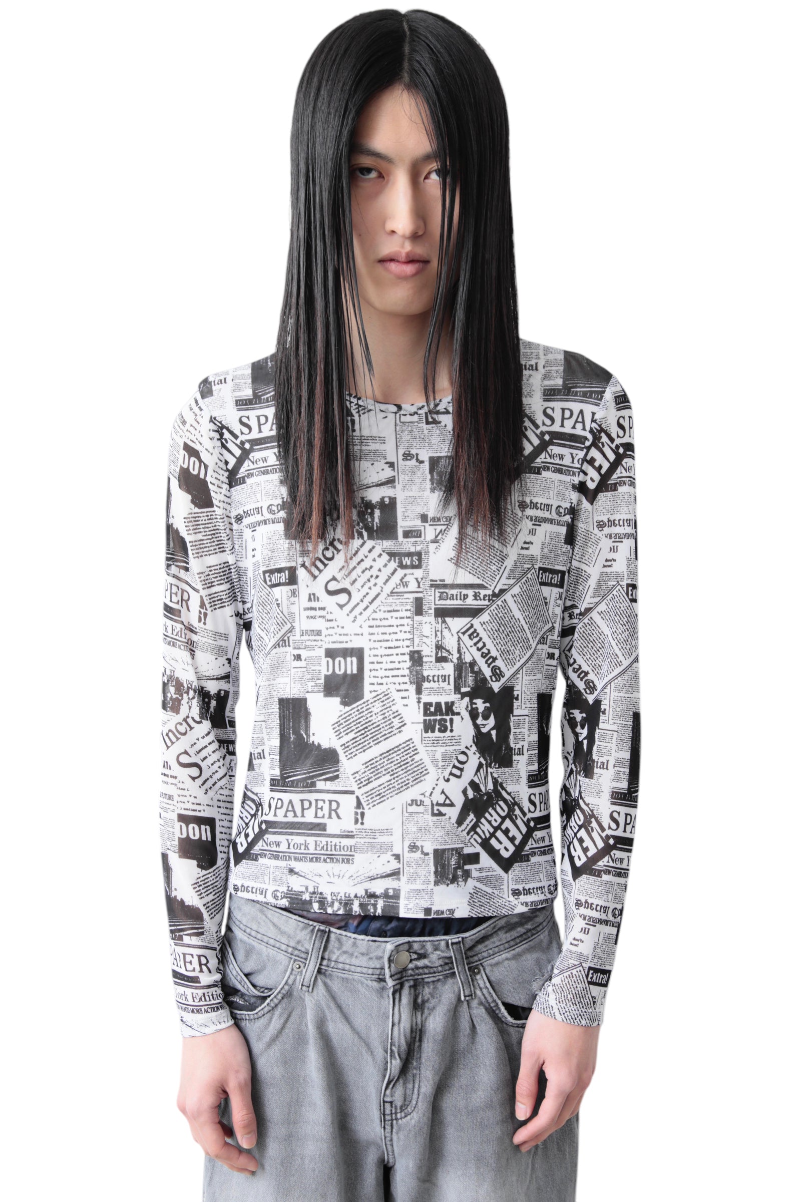 NEWSPAPER LONG SLEEVE TIGHT TOP