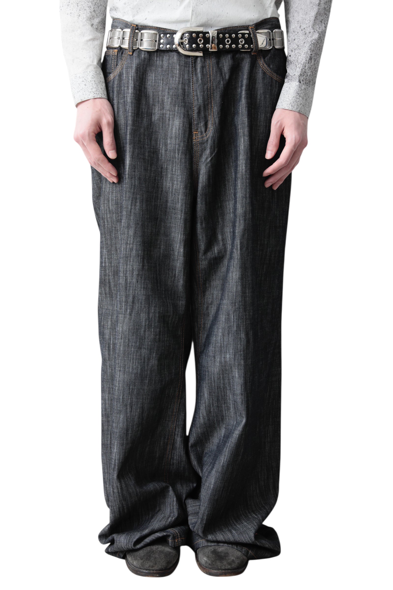 WASHED INDIGO BAGGY DENIM PANTS
