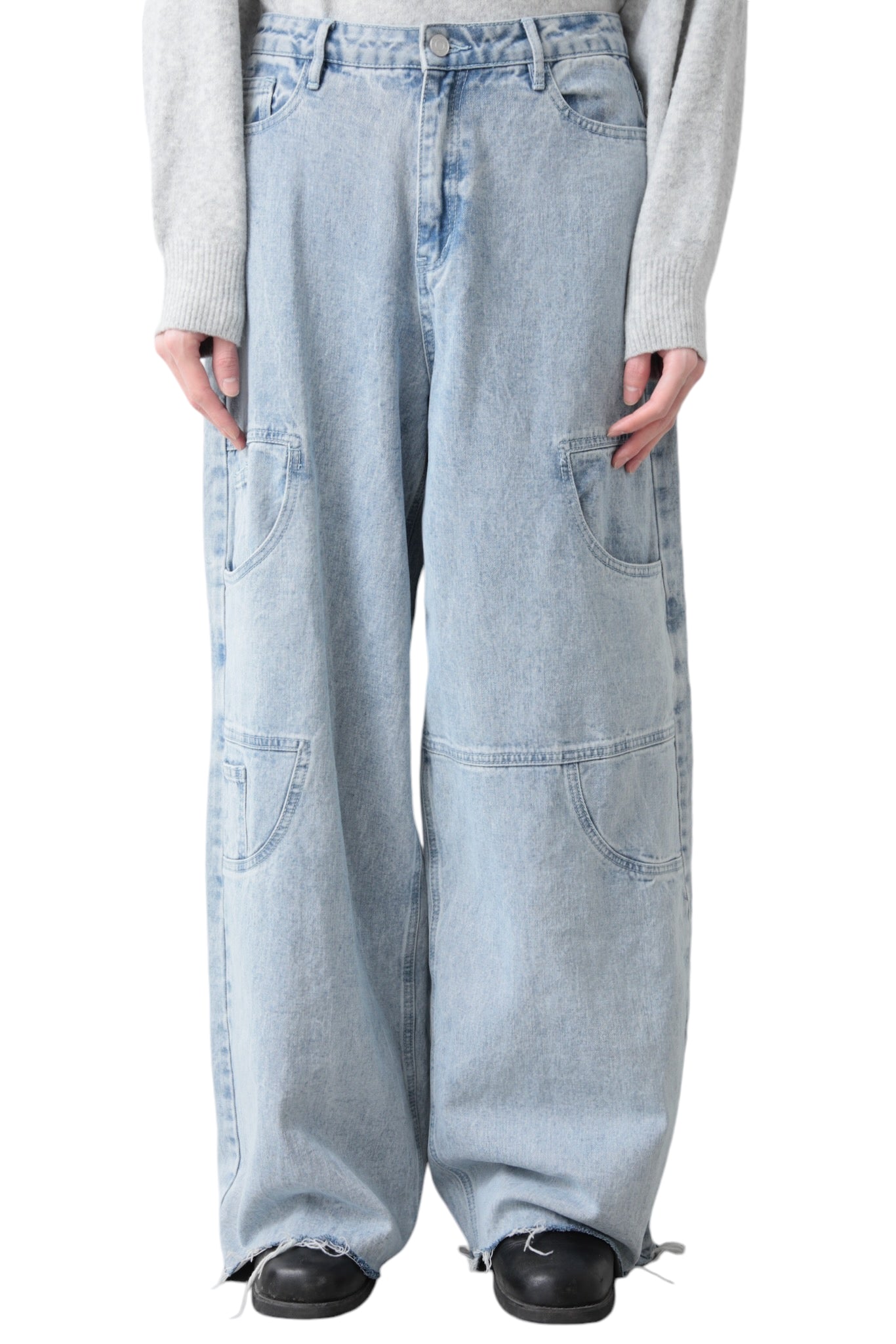 MULTI POCKET BLUE BUGGY DENIM PANTS