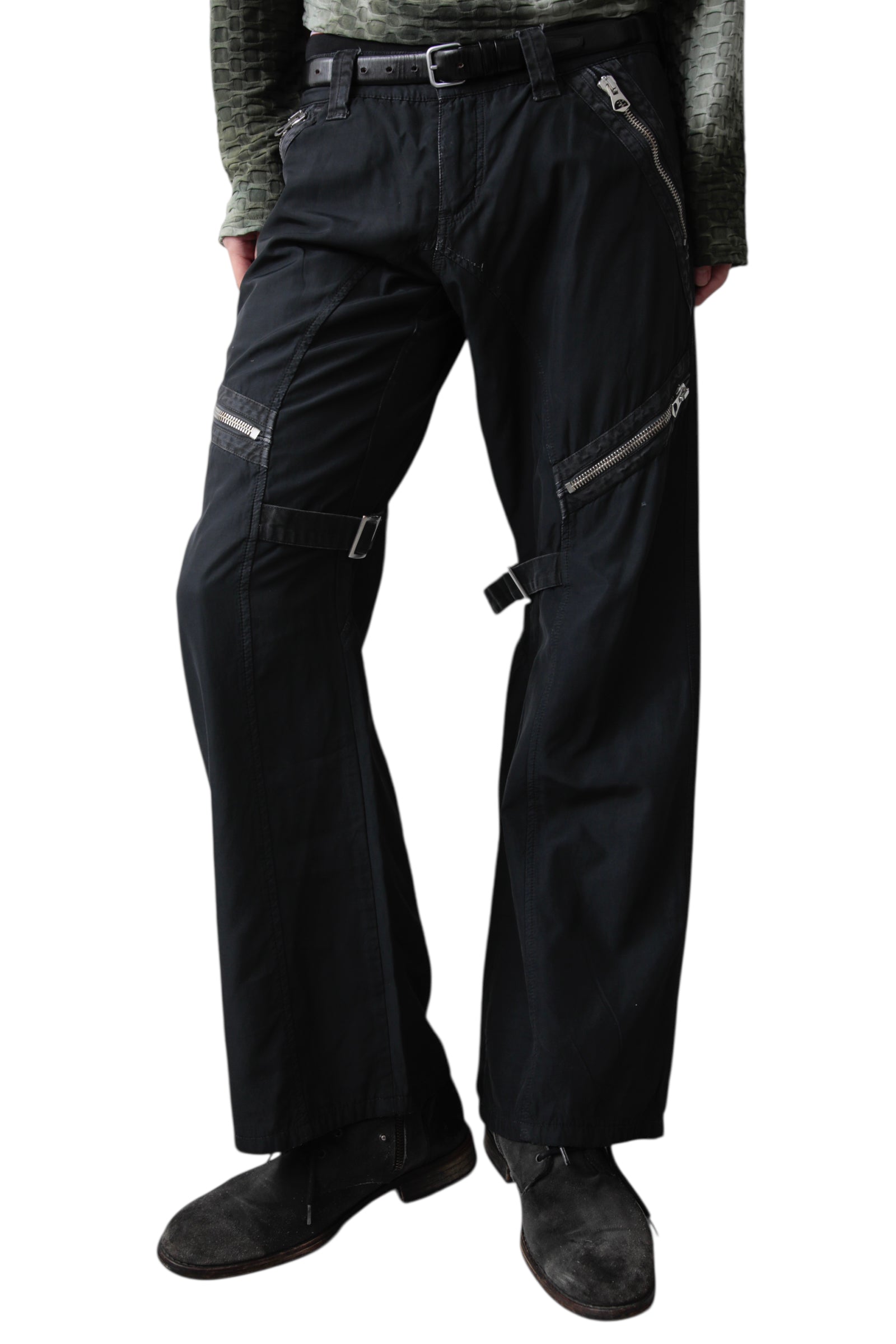 SLASHED ZIP BONDAGE PANTS – THE ELEPHANT