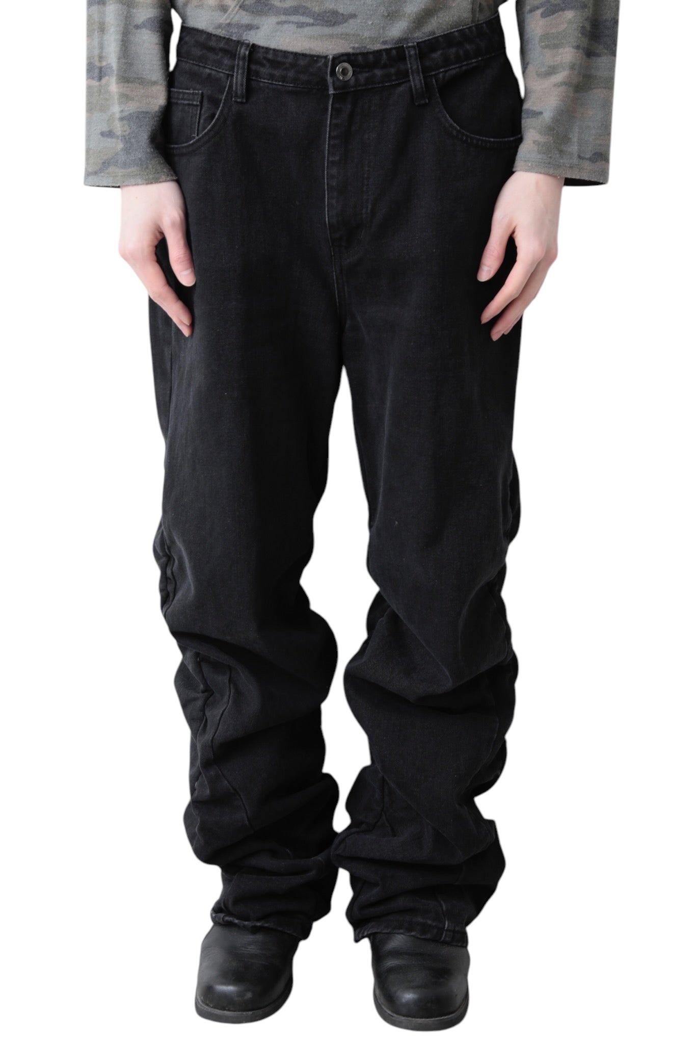 BLACK BAGGY GATHER DENIM PANTS