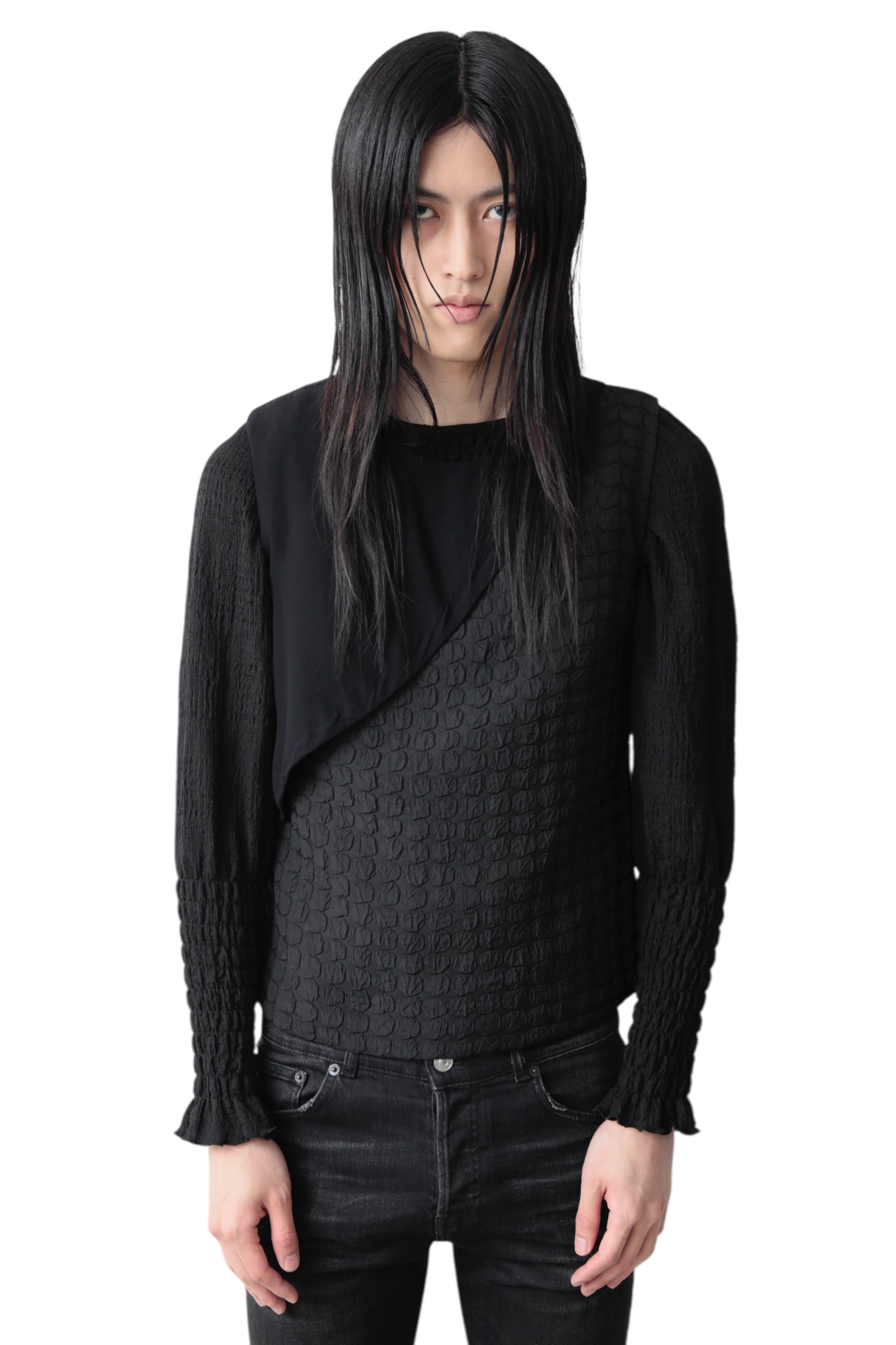 SWITCHING TEXTURE NO SLEEVE TOP