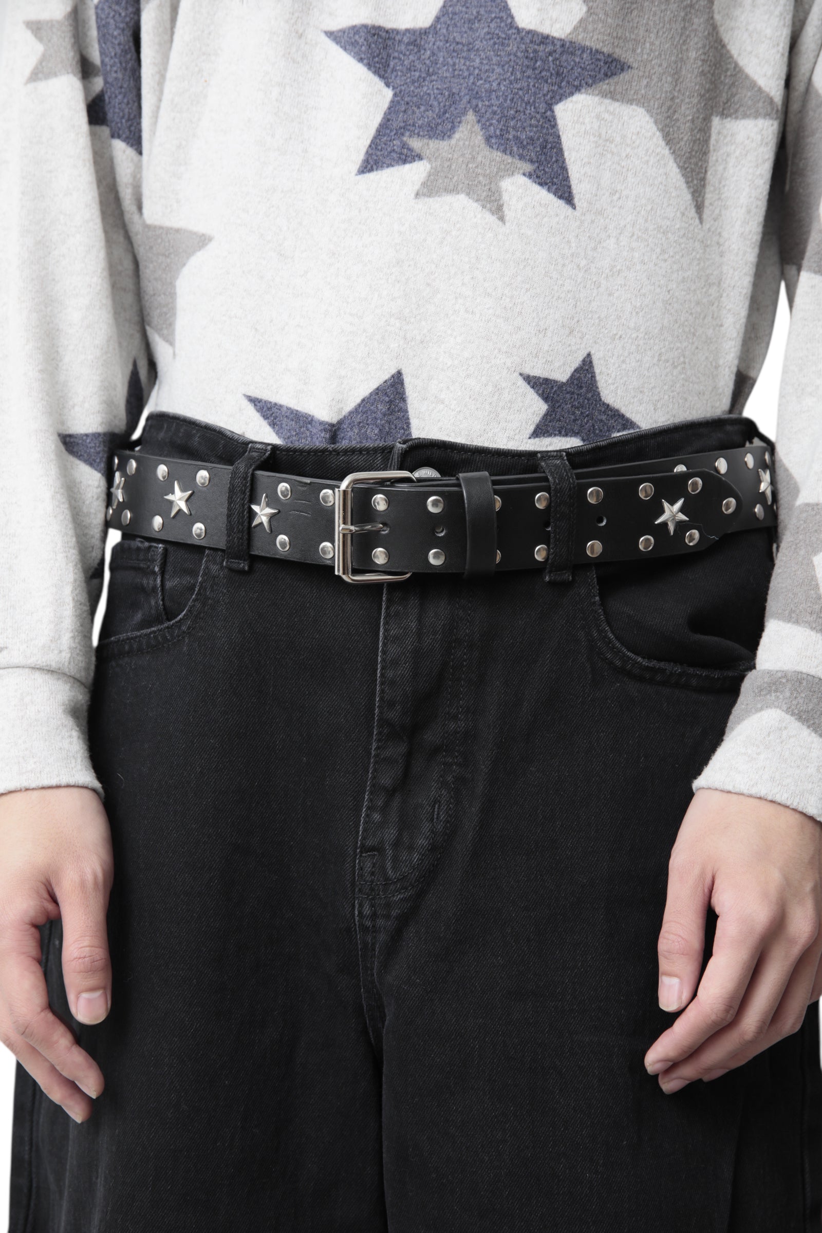 STAR STUDDED LEATHER BELT