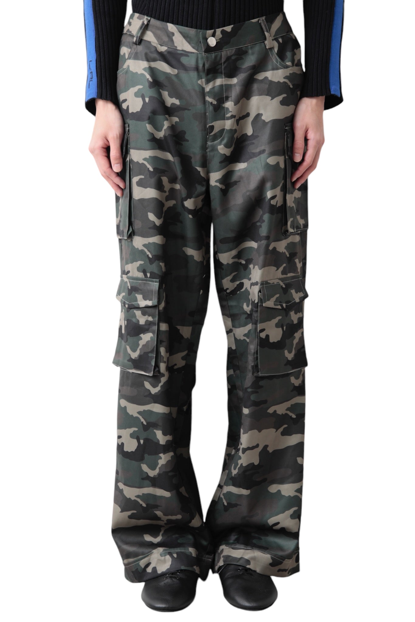 STRAIGHT CAMO CARGO PANTS