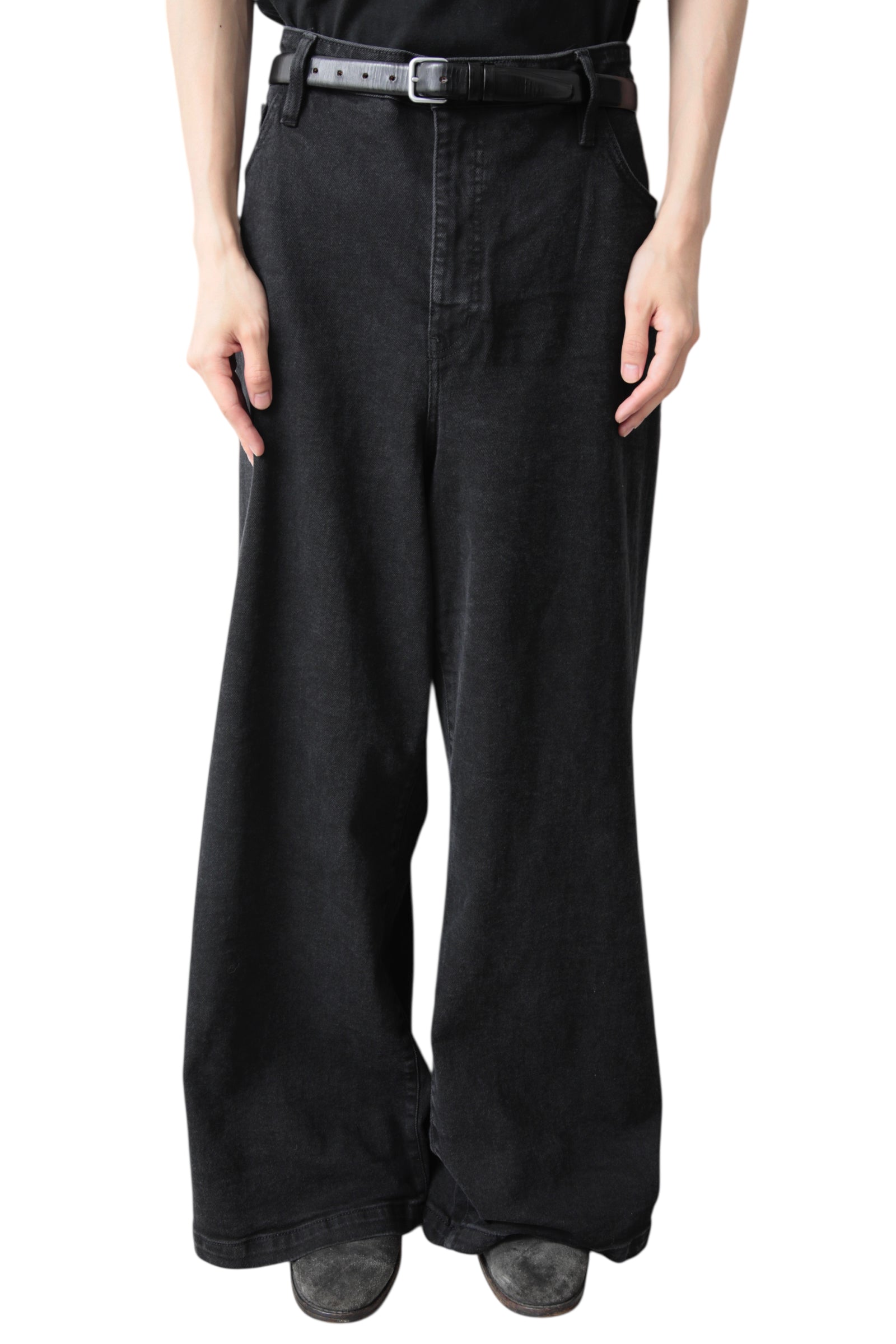 BLACK BAGGY DENIM PANTS