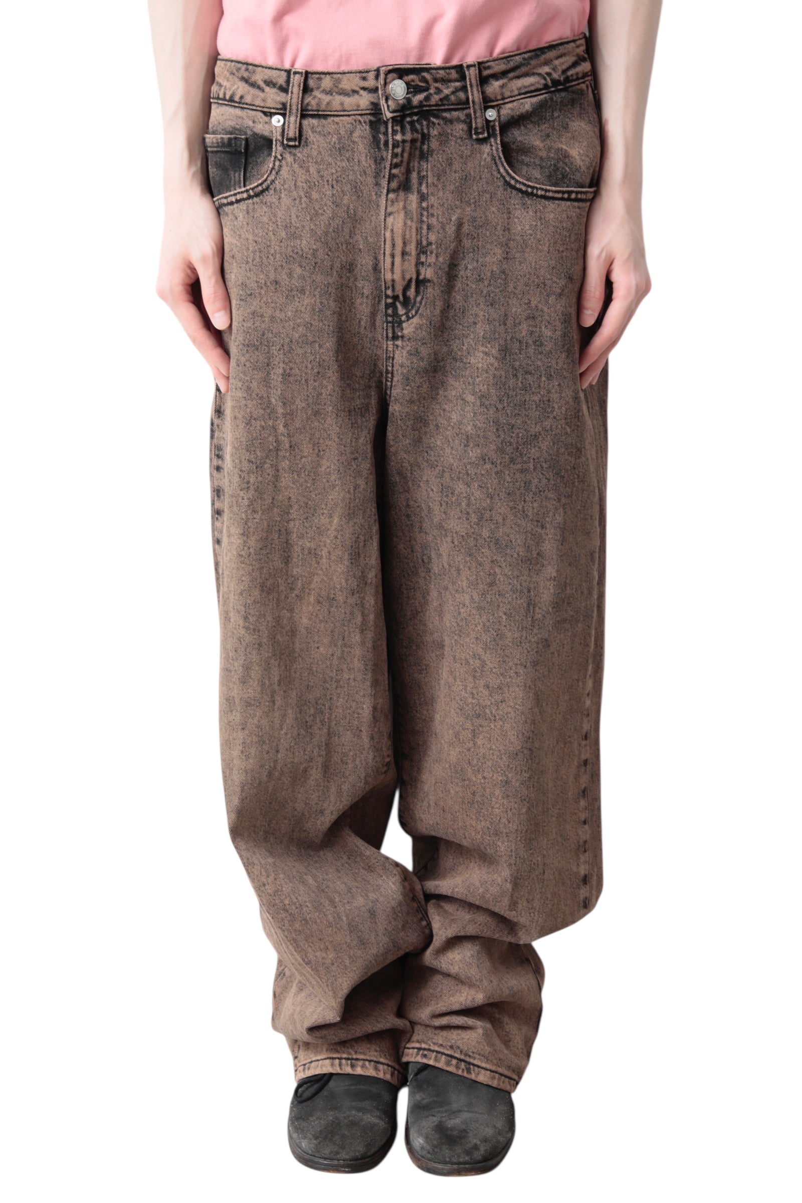 CHEMICAL WASHED BAGGY DENIM PANTS