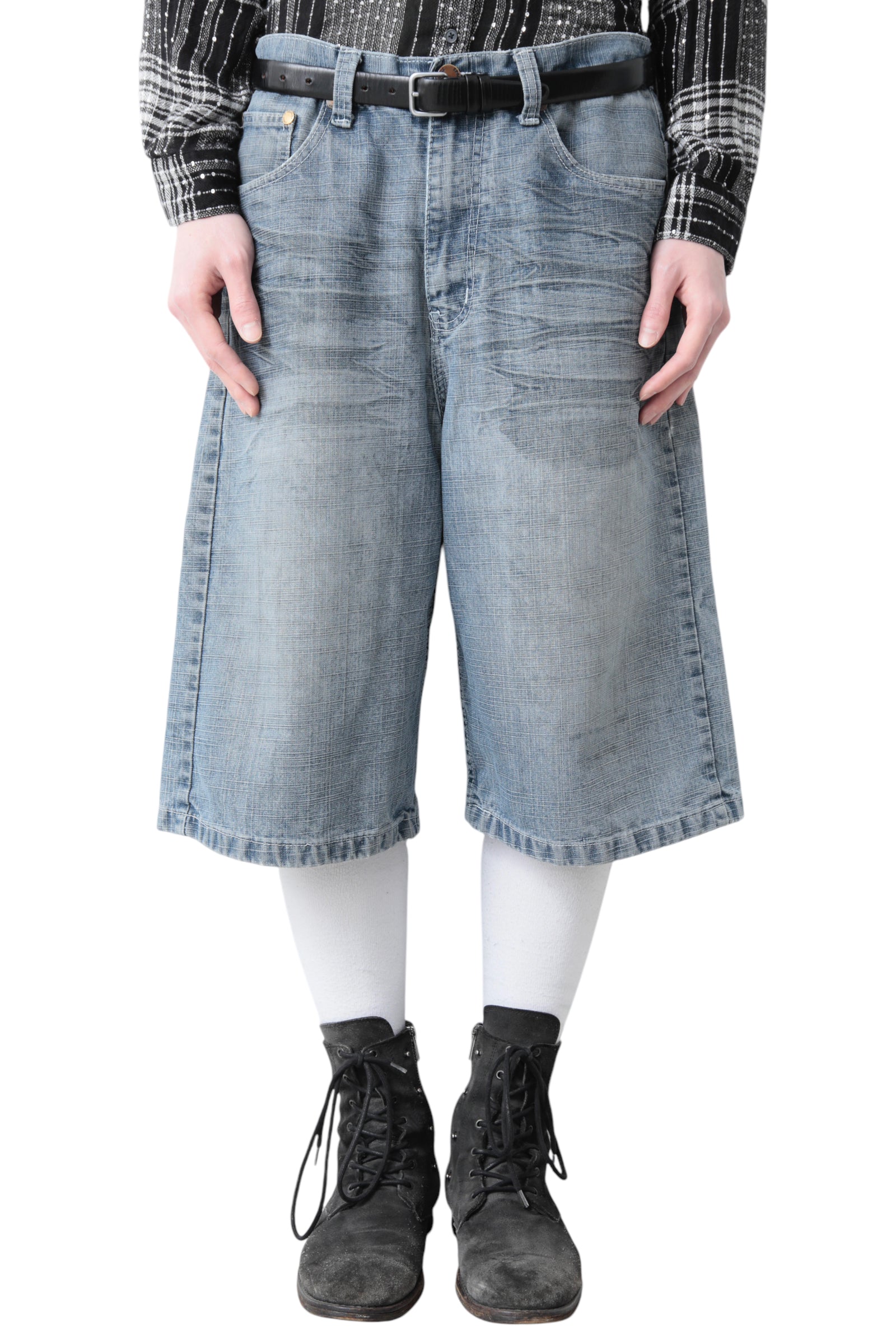 FADED STITCHED BAGGY DENIM SHORTS