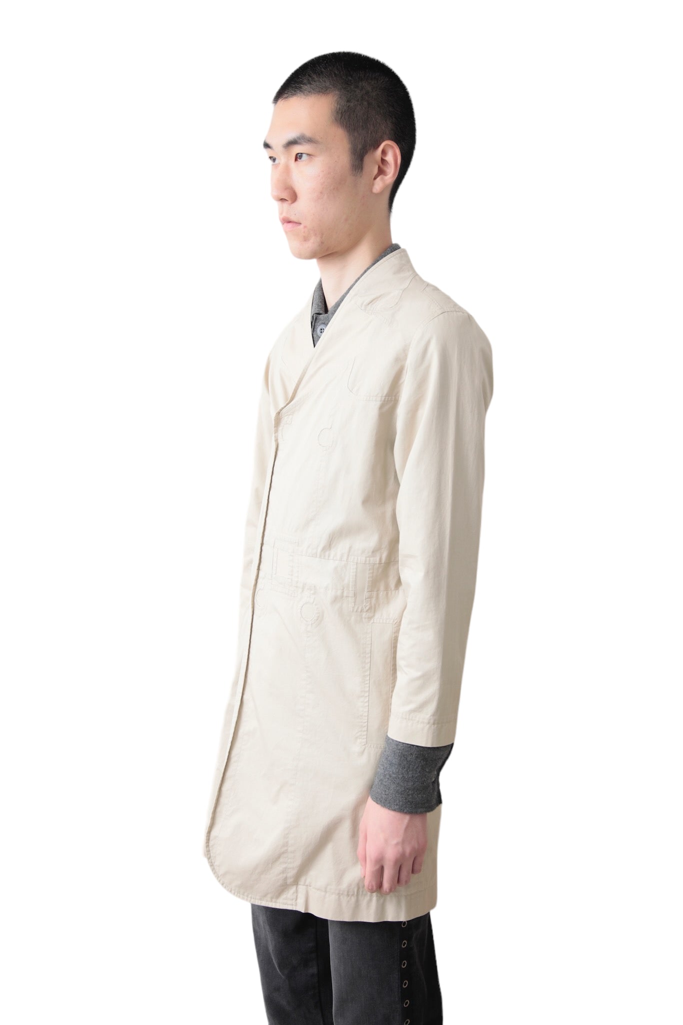 UNDERCOVER NO COLLAR TRENCH COAT