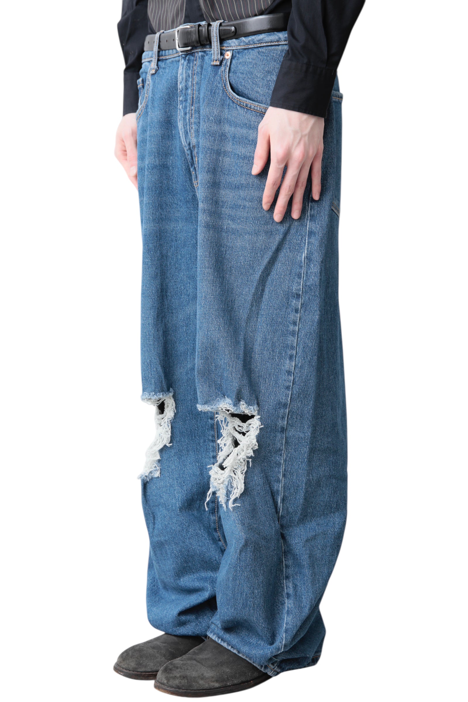 CRUSHED BLUE BAGGY DENIM PANTS