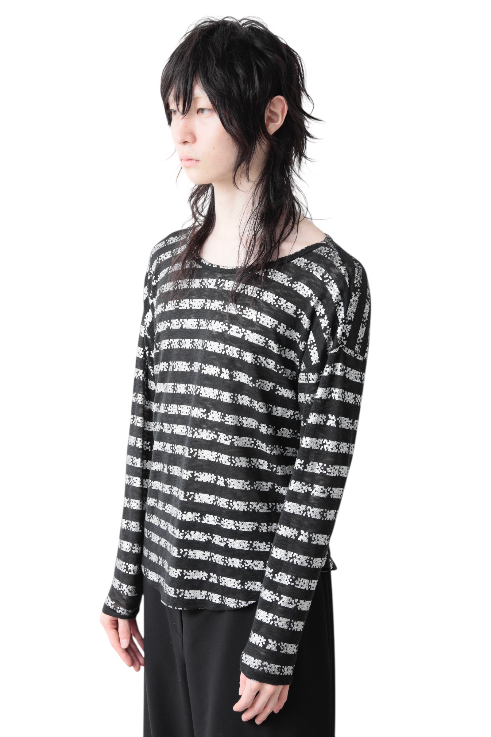 METALLIC BORDER LONG SLEEVE T-SHIRT