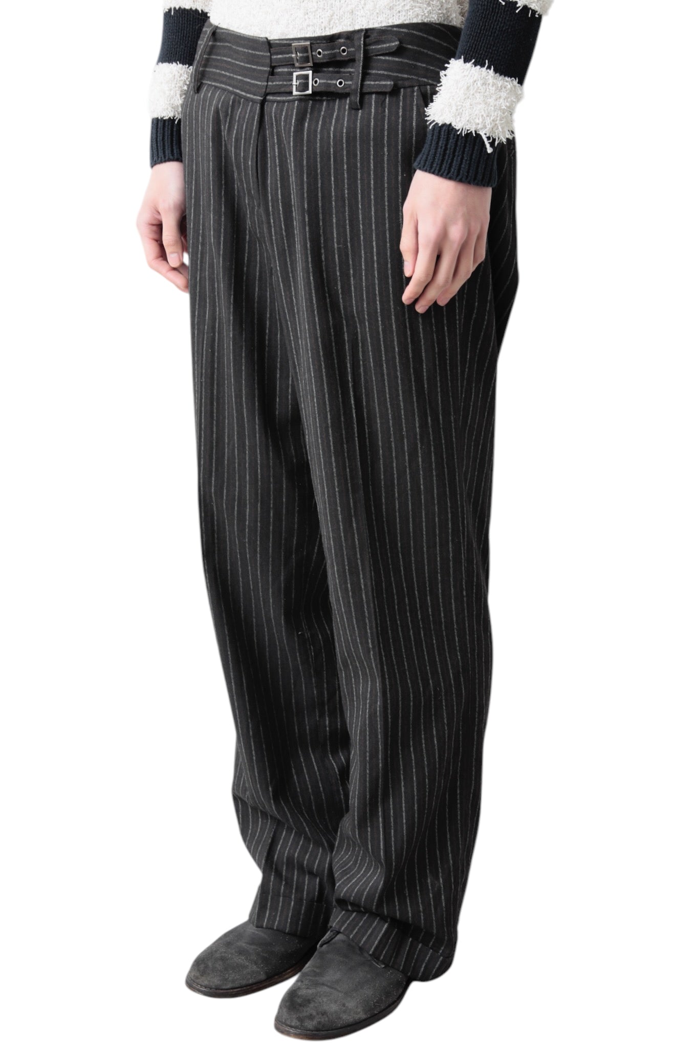 BELTED PIN STRIPE FLARE SLACKS