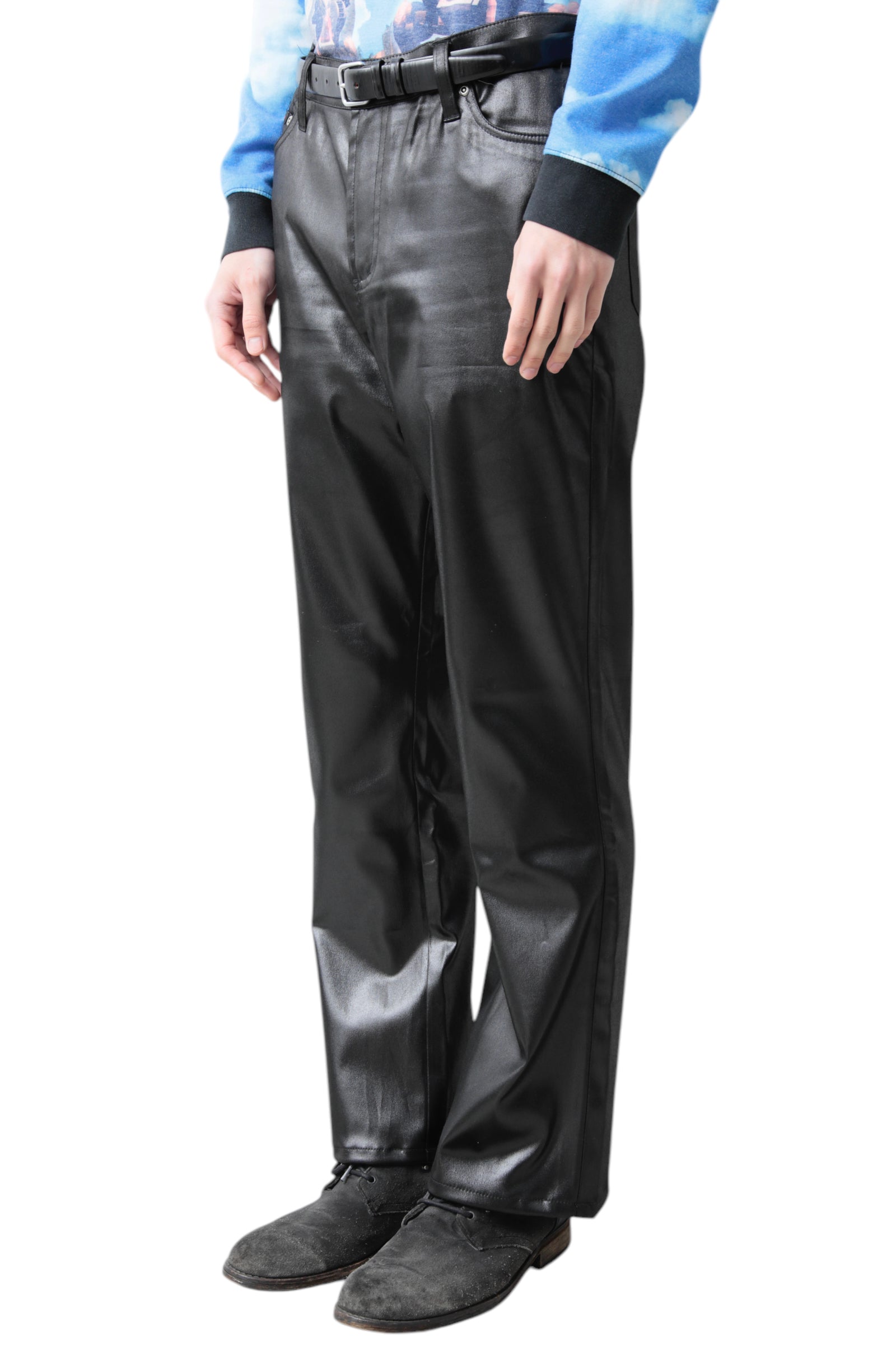 GLOSSY STRAIGHT PANTS