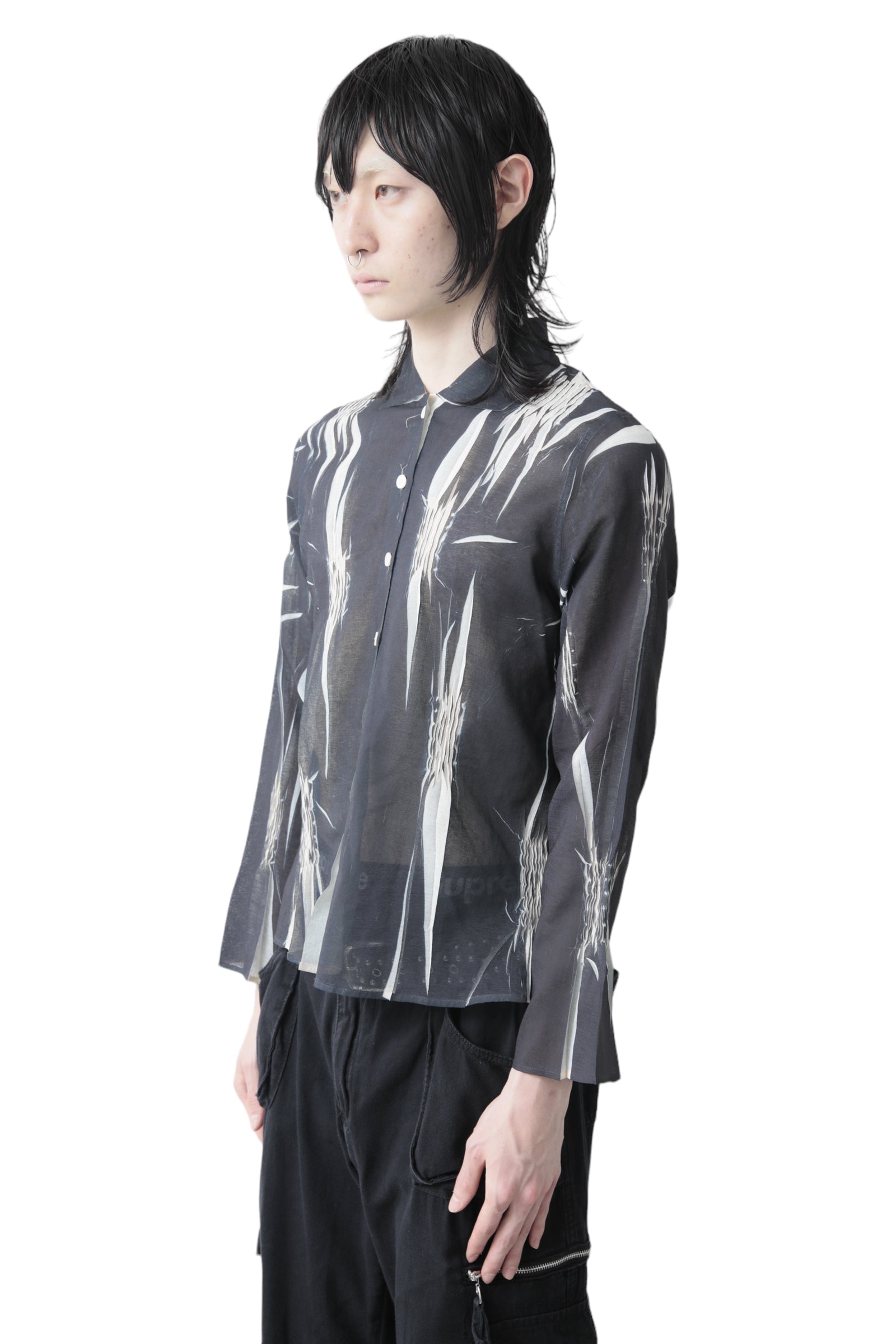 GRAPHIC PLEATS SHIRT