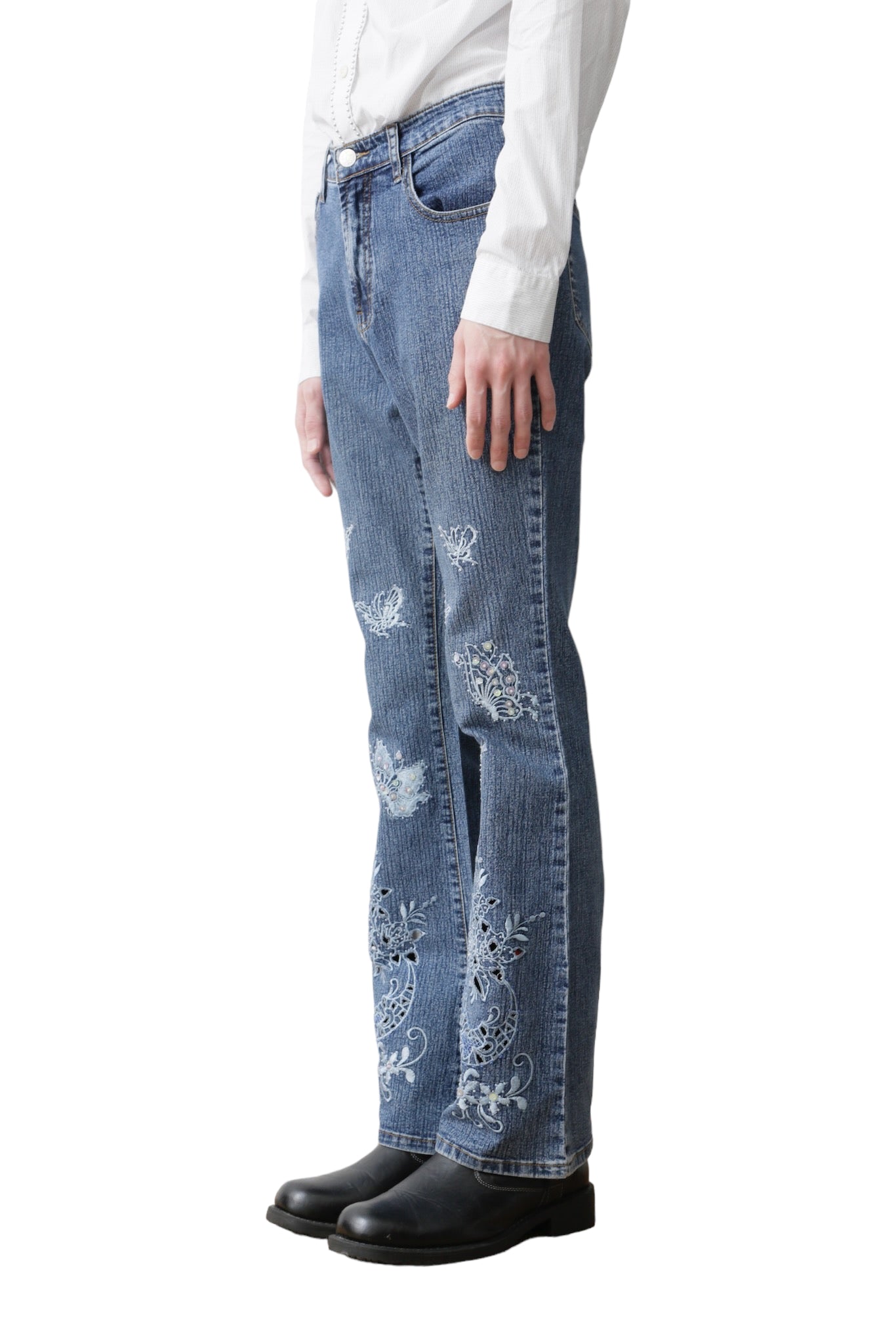 EMBROIDERY FLARE DENIM PANTS