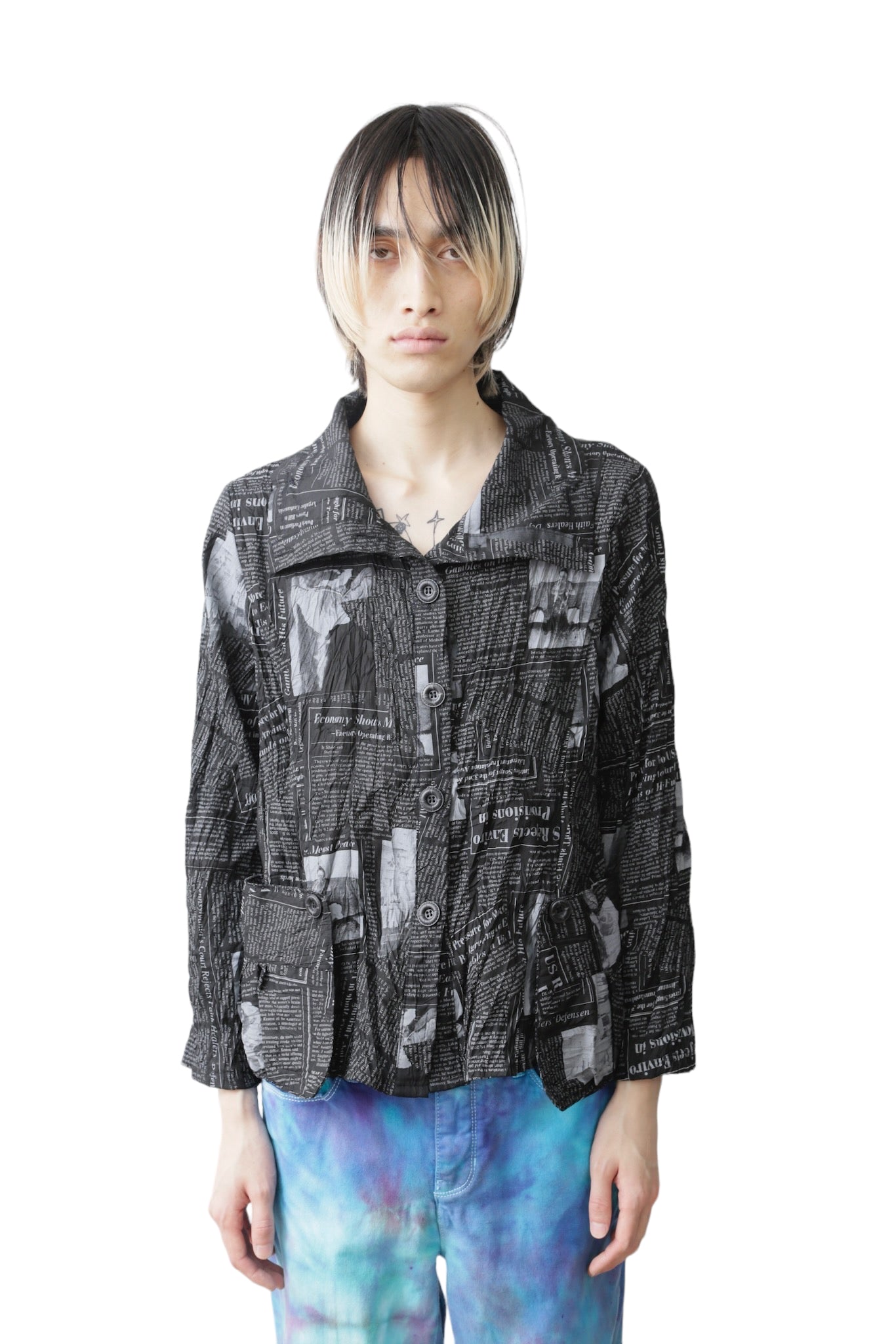 FONT GRAPHICS WIRE NECK SHIRT BLOUSON