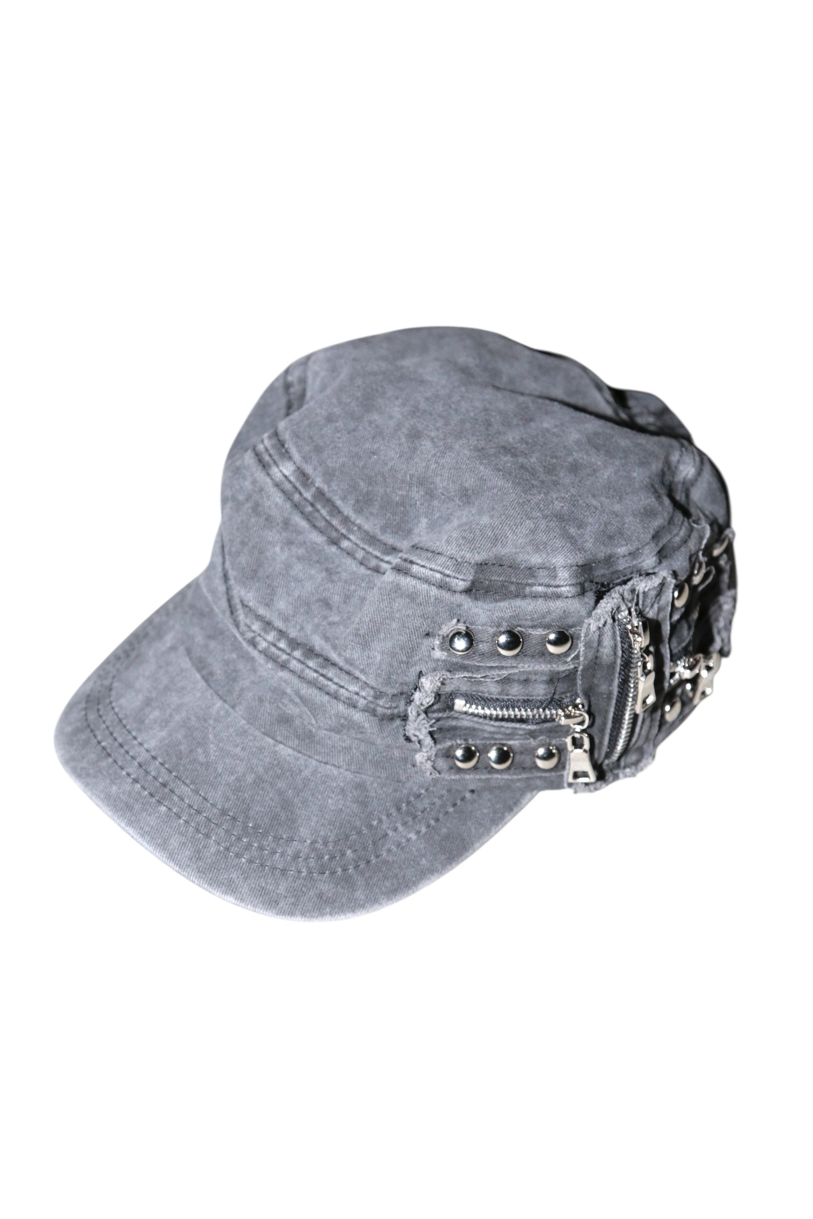 STUDDED ZIP FLAT CAP