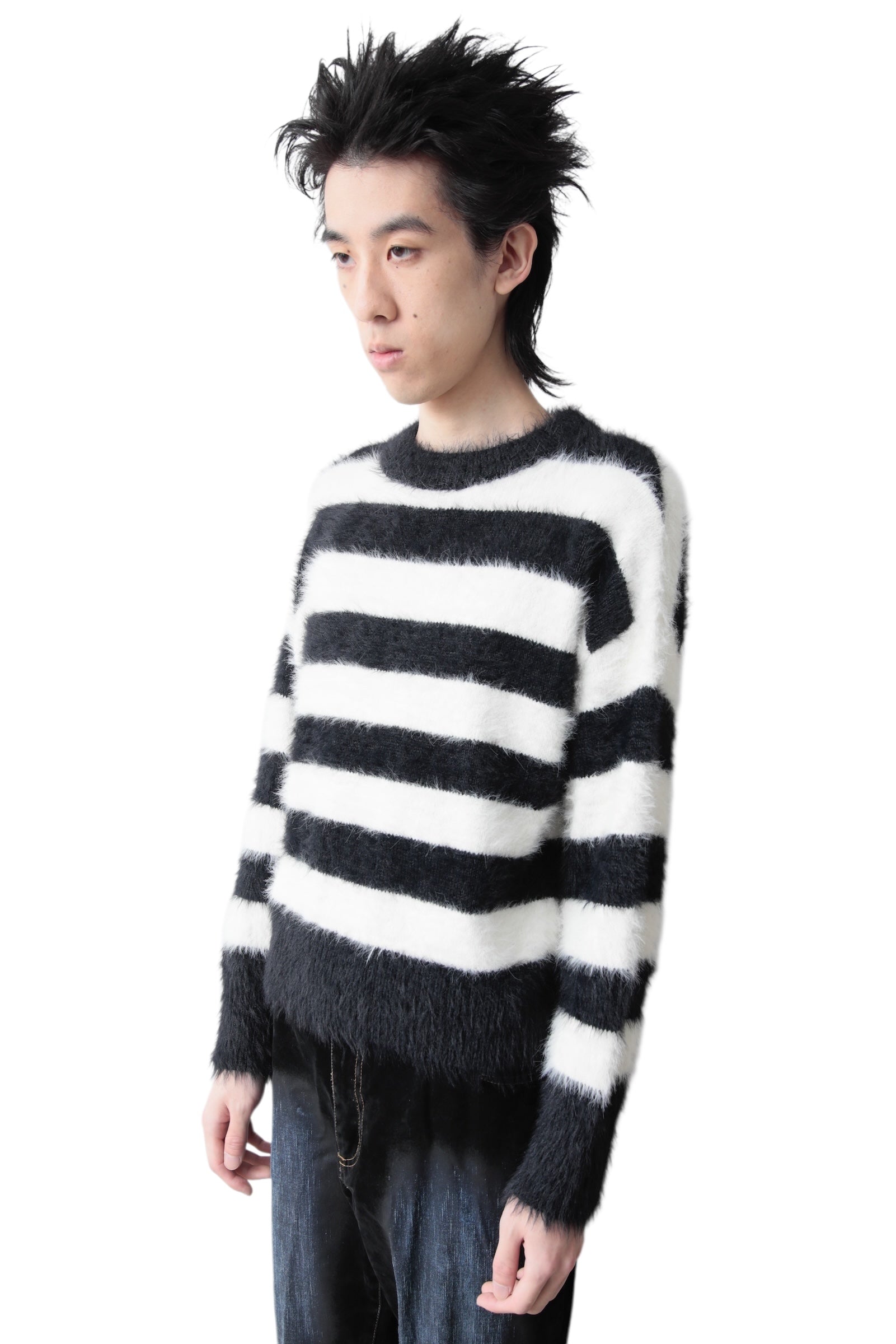SHAGGY CROPPED BORDER SWEATER
