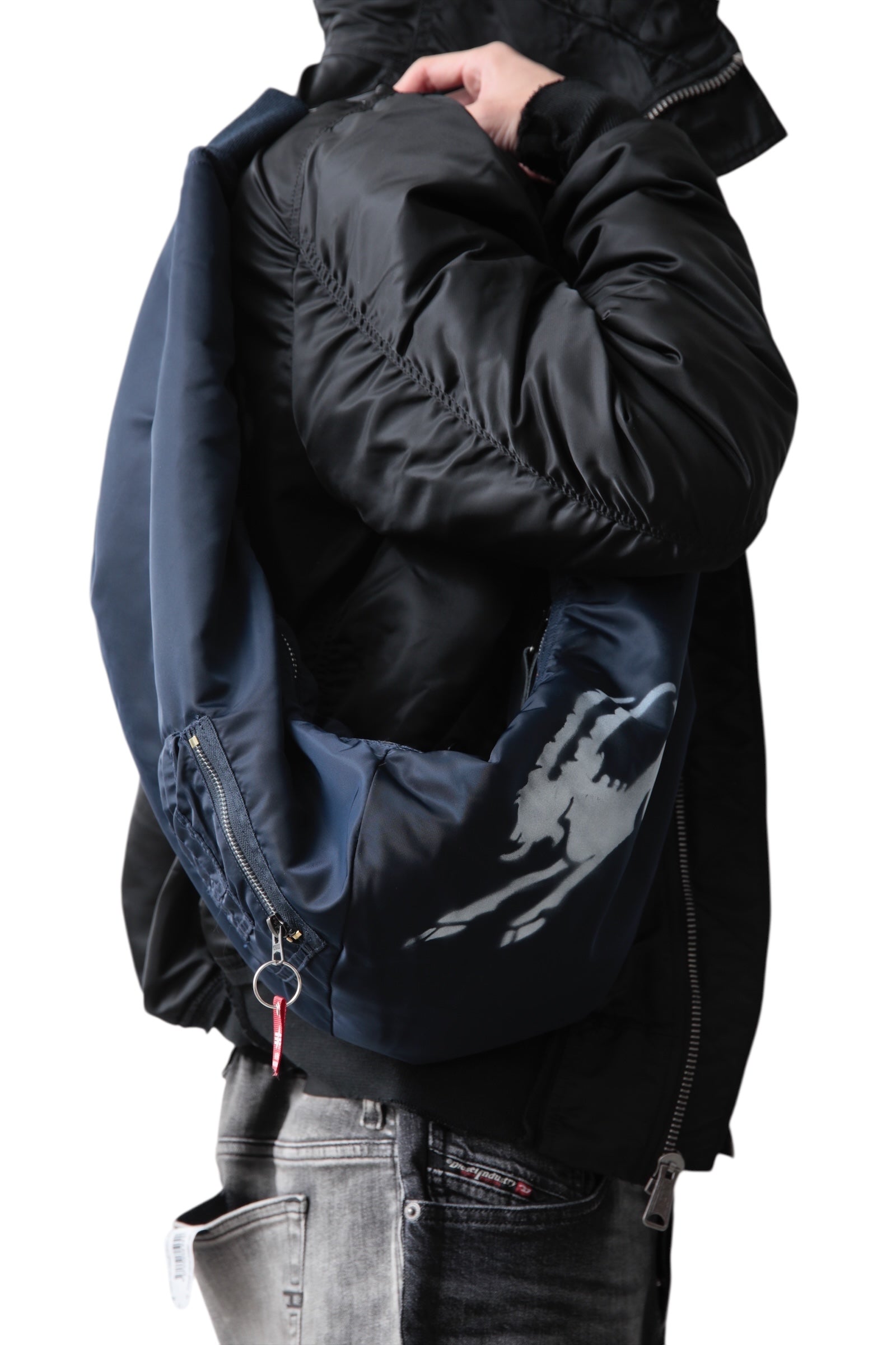 PROTOTYPES TECHNICAL NYLON NAVY BOMBER SLEEVE BAG